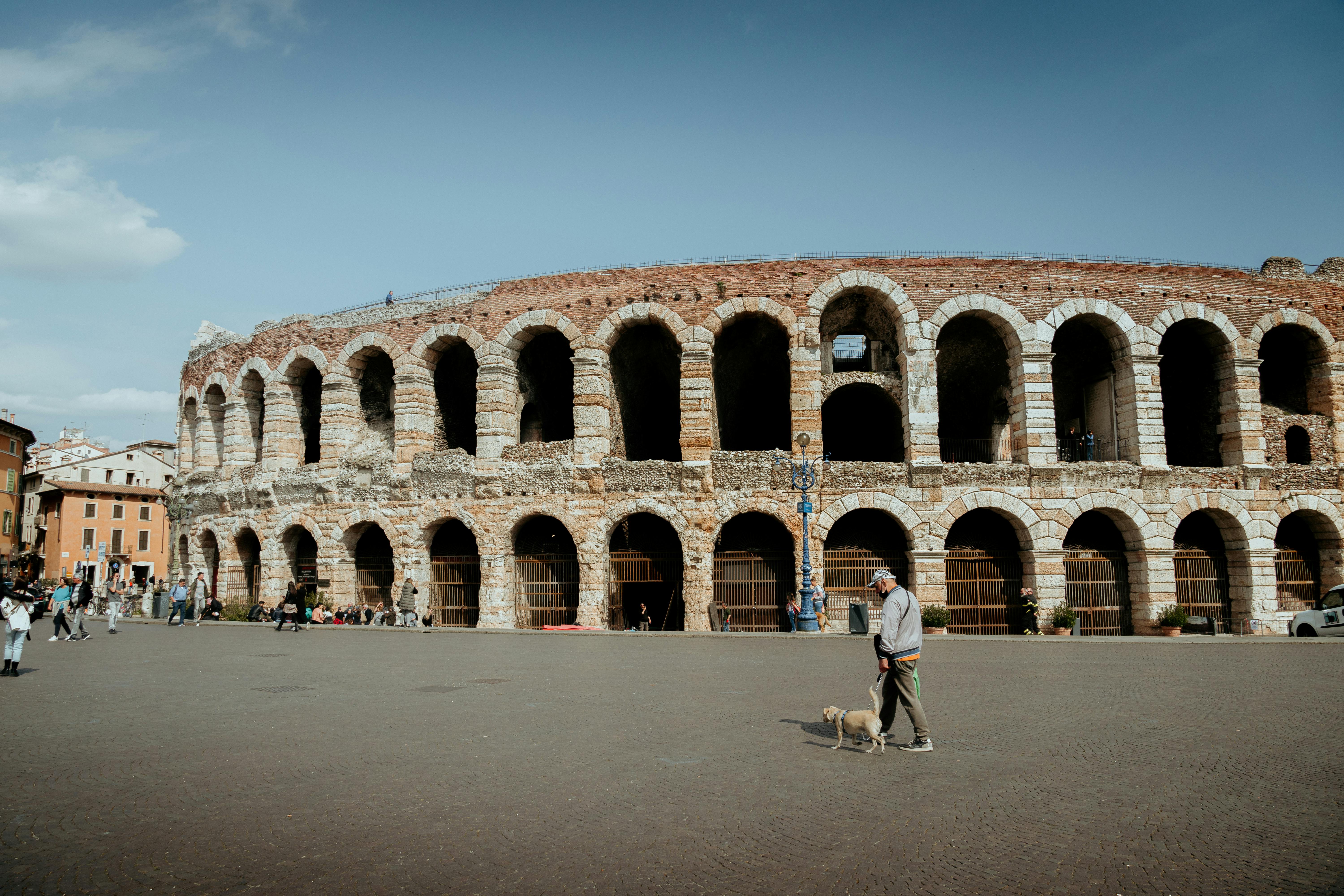 Discover the Best Historical Walking Tours in Your City
