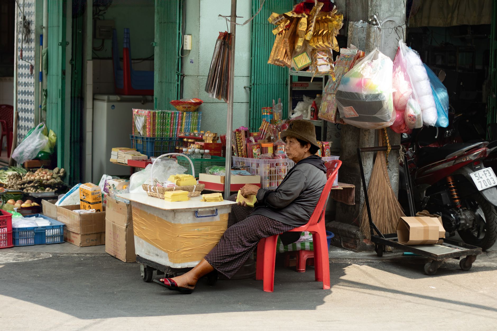 Thị trường FMCG Việt Nam: Ngành hàng đồ uống sức khỏe và xu hướng khuyến mãi cuối quý 2/2026