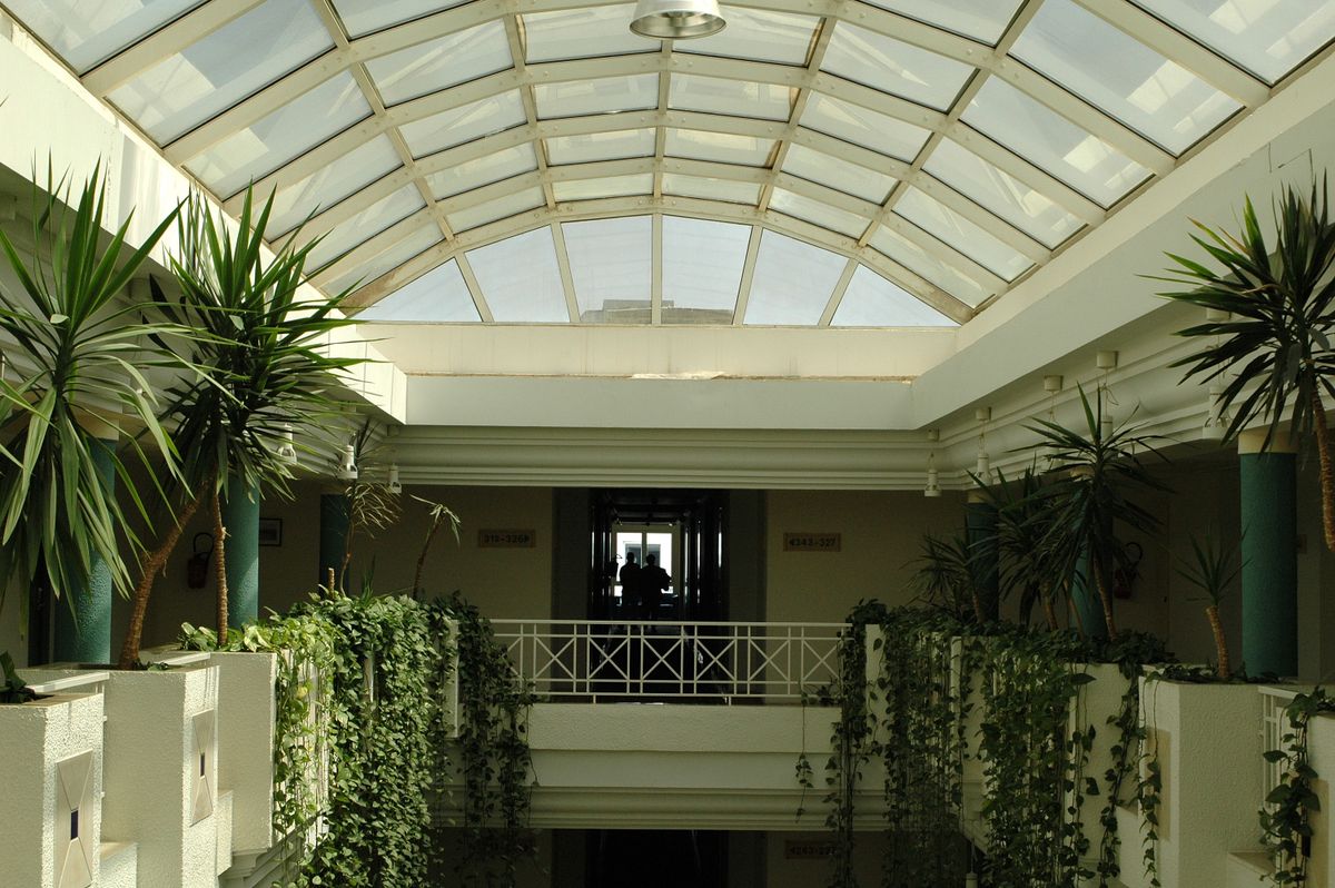 Small Conservatories and Narrow Spaces