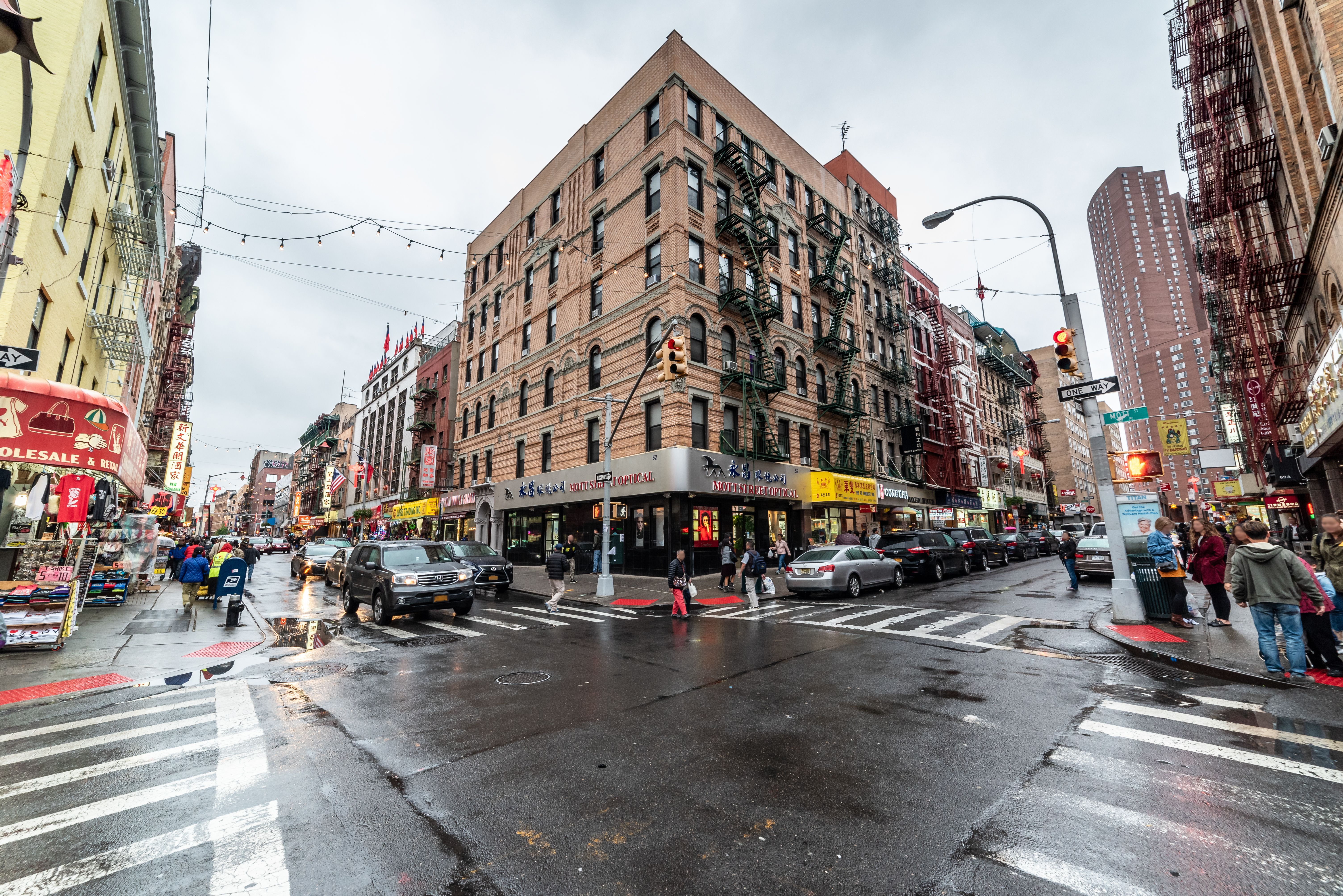 Urban Oasis Backpackers Hostel hostel in New York