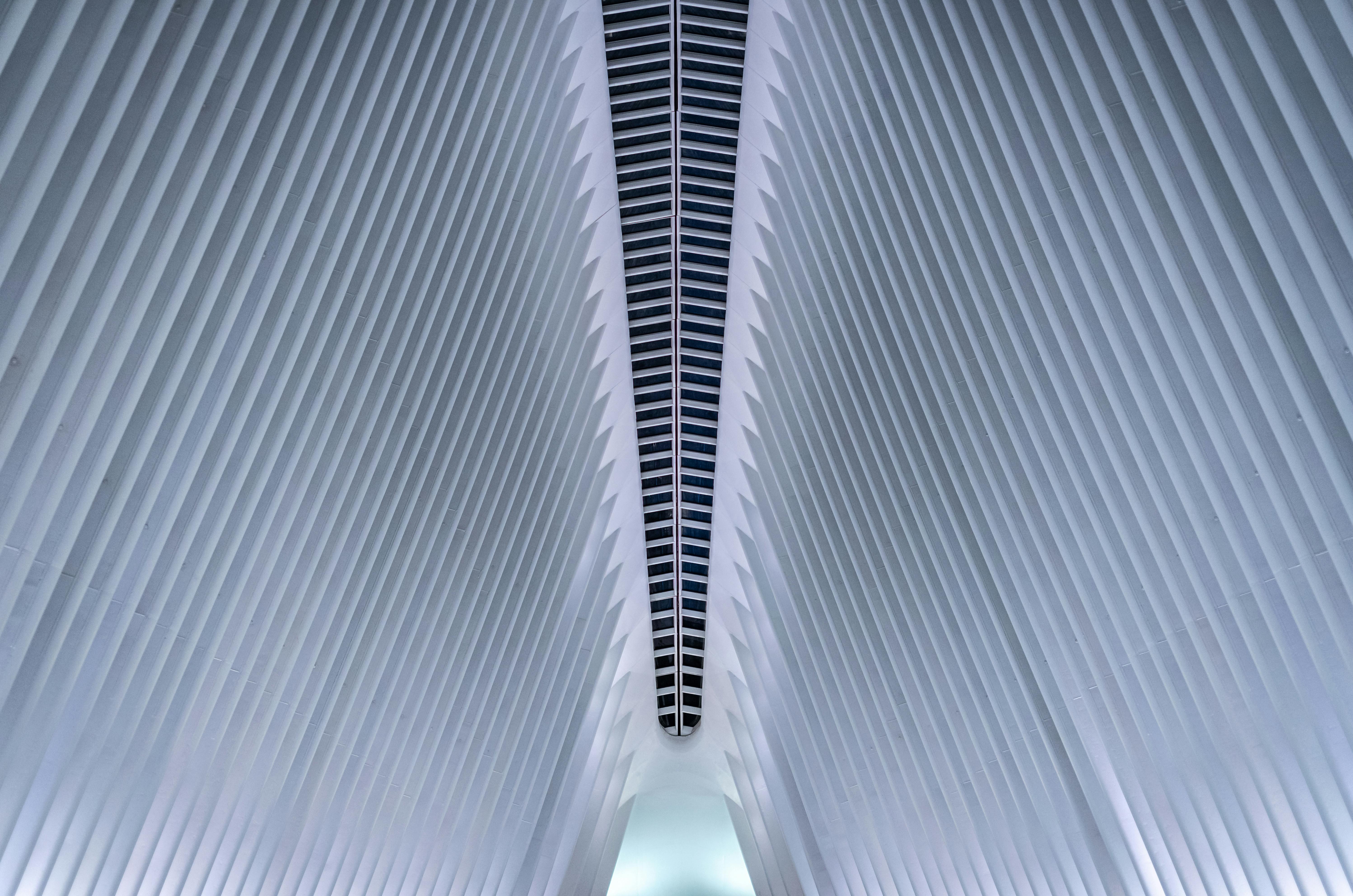 K2 Insurance Services Acquires Oculus Underwriters to Expand Small Commercial Insurance Platform — Photo by Dominik Gryzbon o
