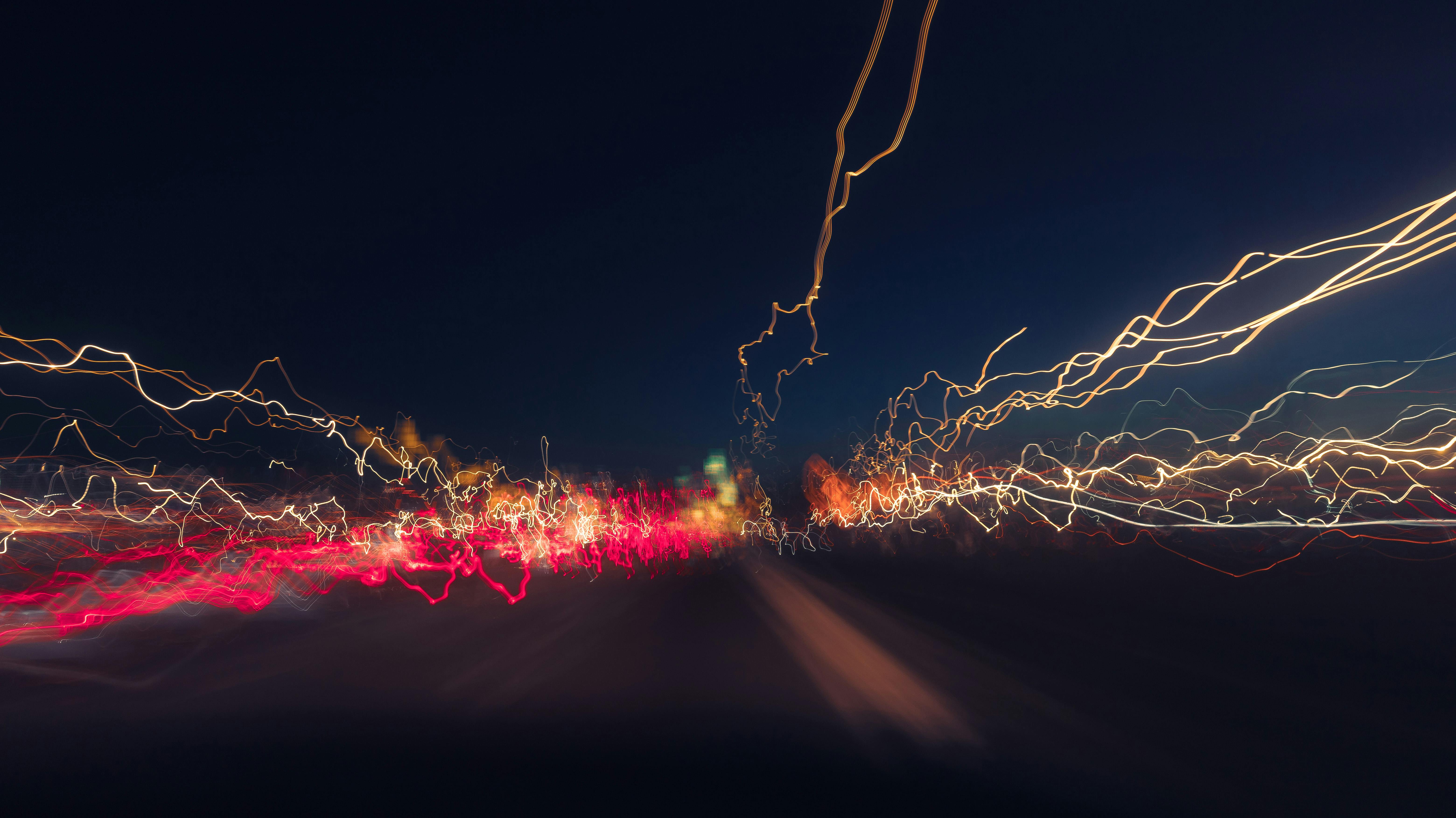 Dynamic light trails