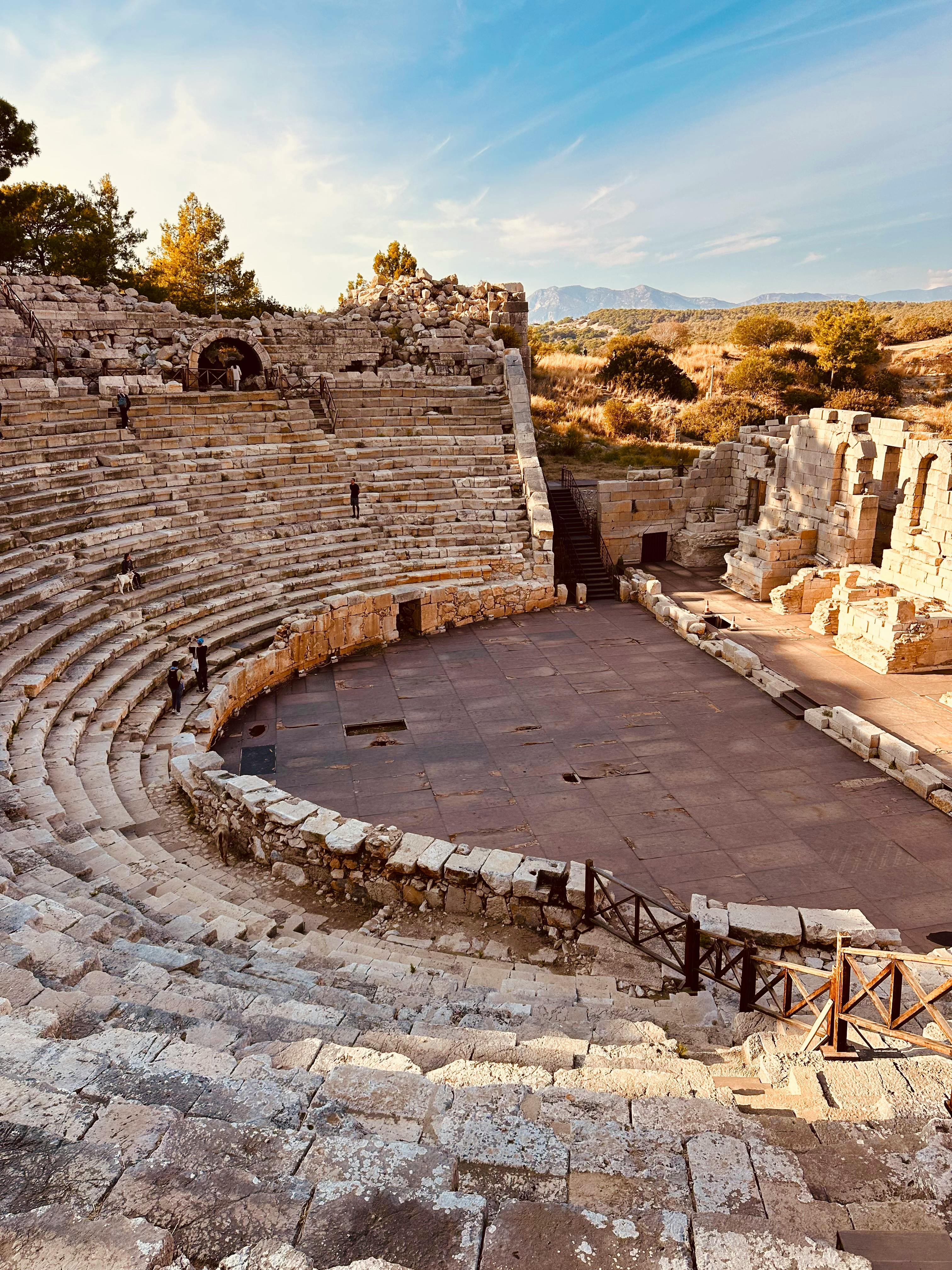 Ücretsiz açık hava, açık hava tiyatrosu, adımlar içeren Ücretsiz stok fotoğraf Stok Fotoğraflar