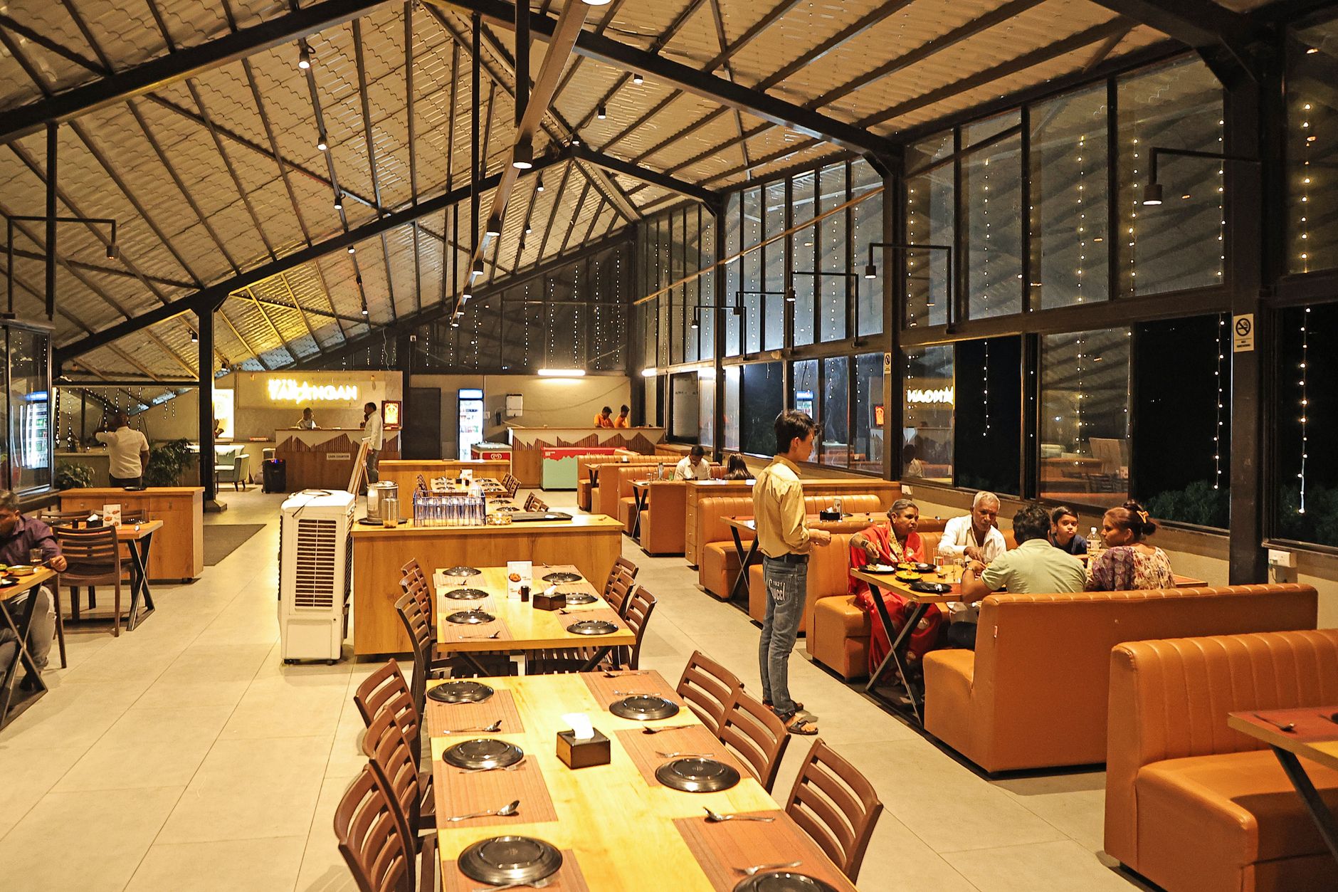 Kediyoor Hotel Udupi: A Culinary Guide to South India's Finest Coastal Cuisine