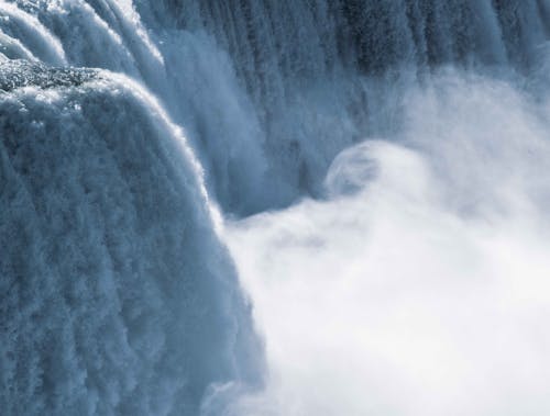 Foto d'estoc gratuïta de aigua, cascada, corrent