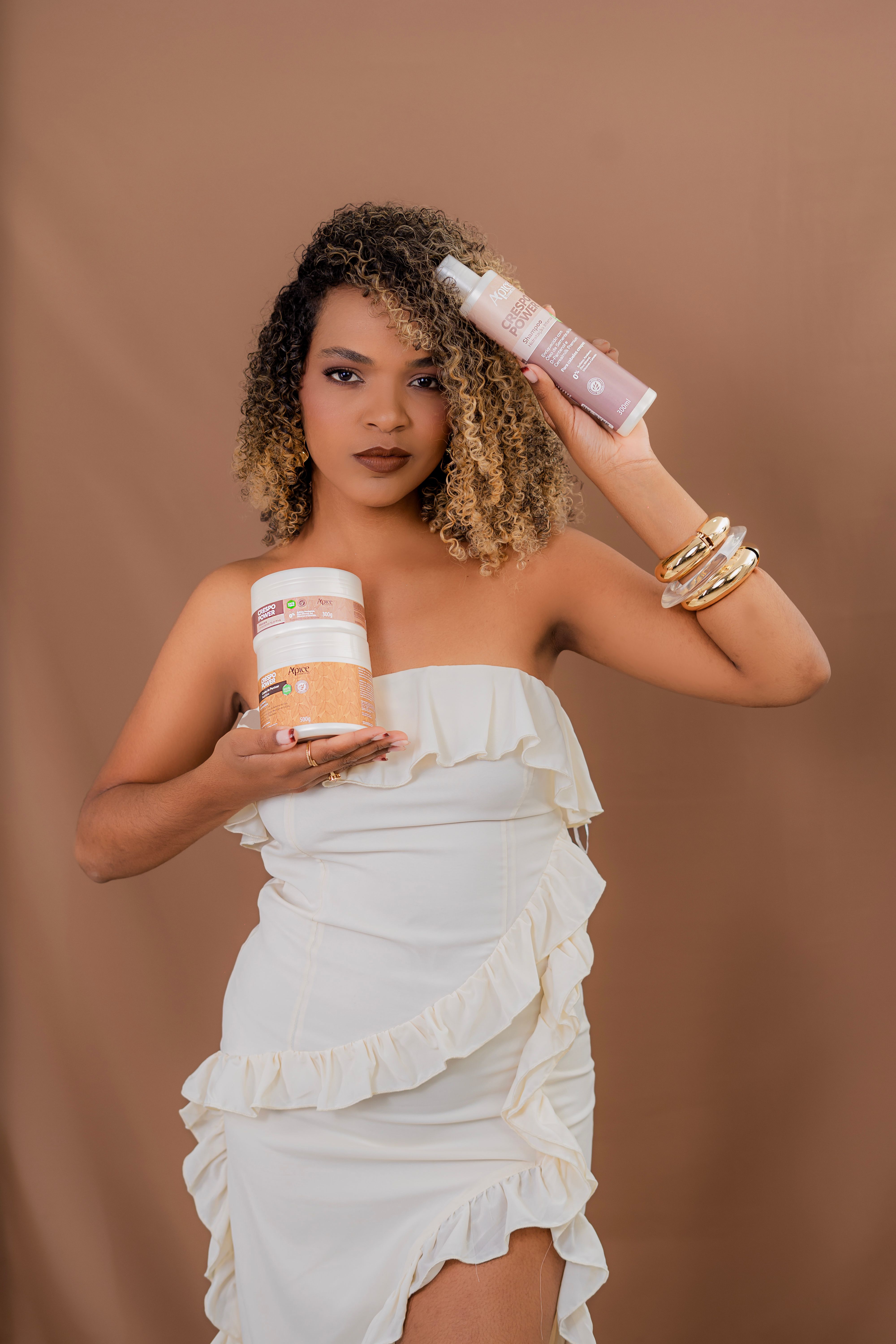Routines de soins capillaires adaptés aux cheveux bouclés 