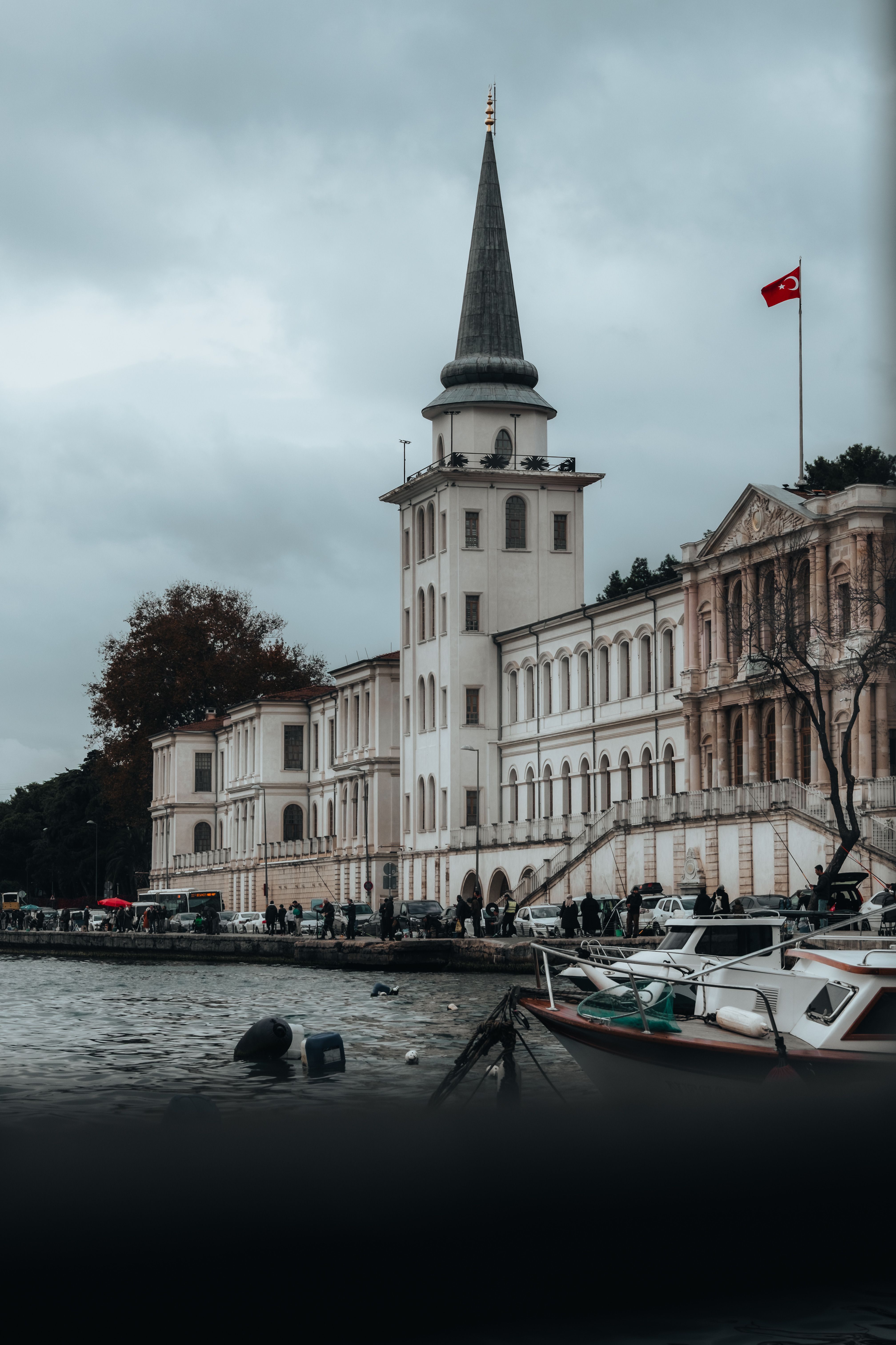 Historic Turkish Building by Bosphorus River · Free Stock Photo