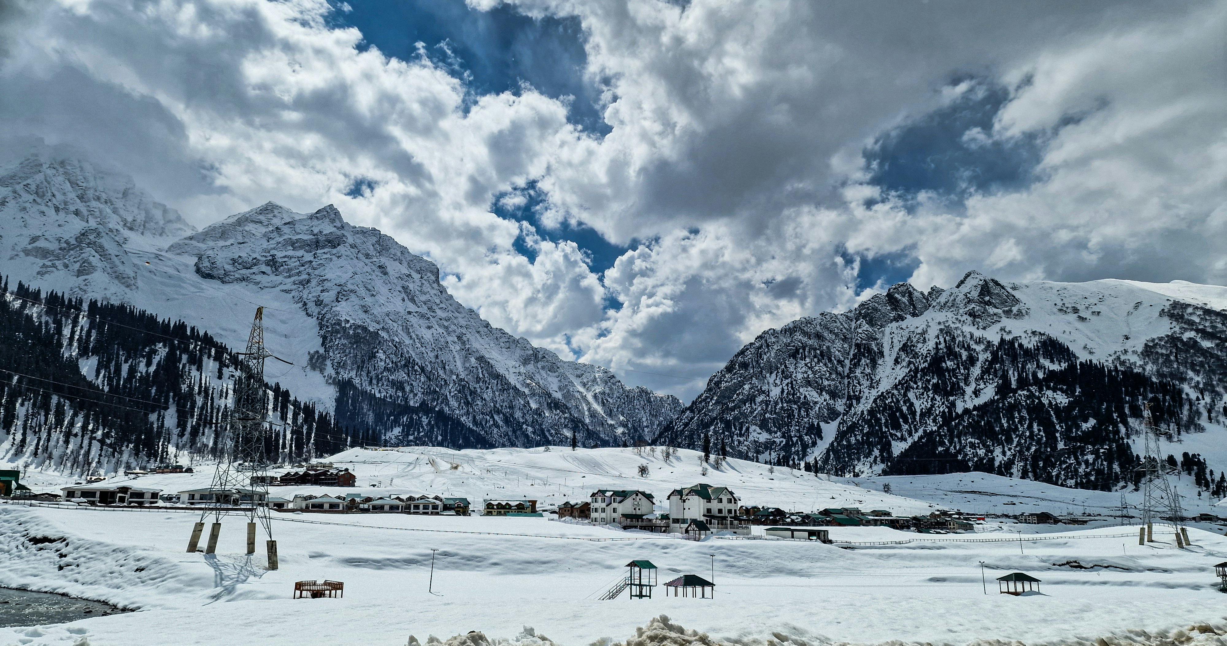 February Snow in Kashmir