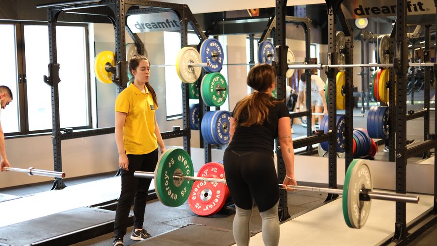 How to Actually Choose a Weight Loss Program That Works for You