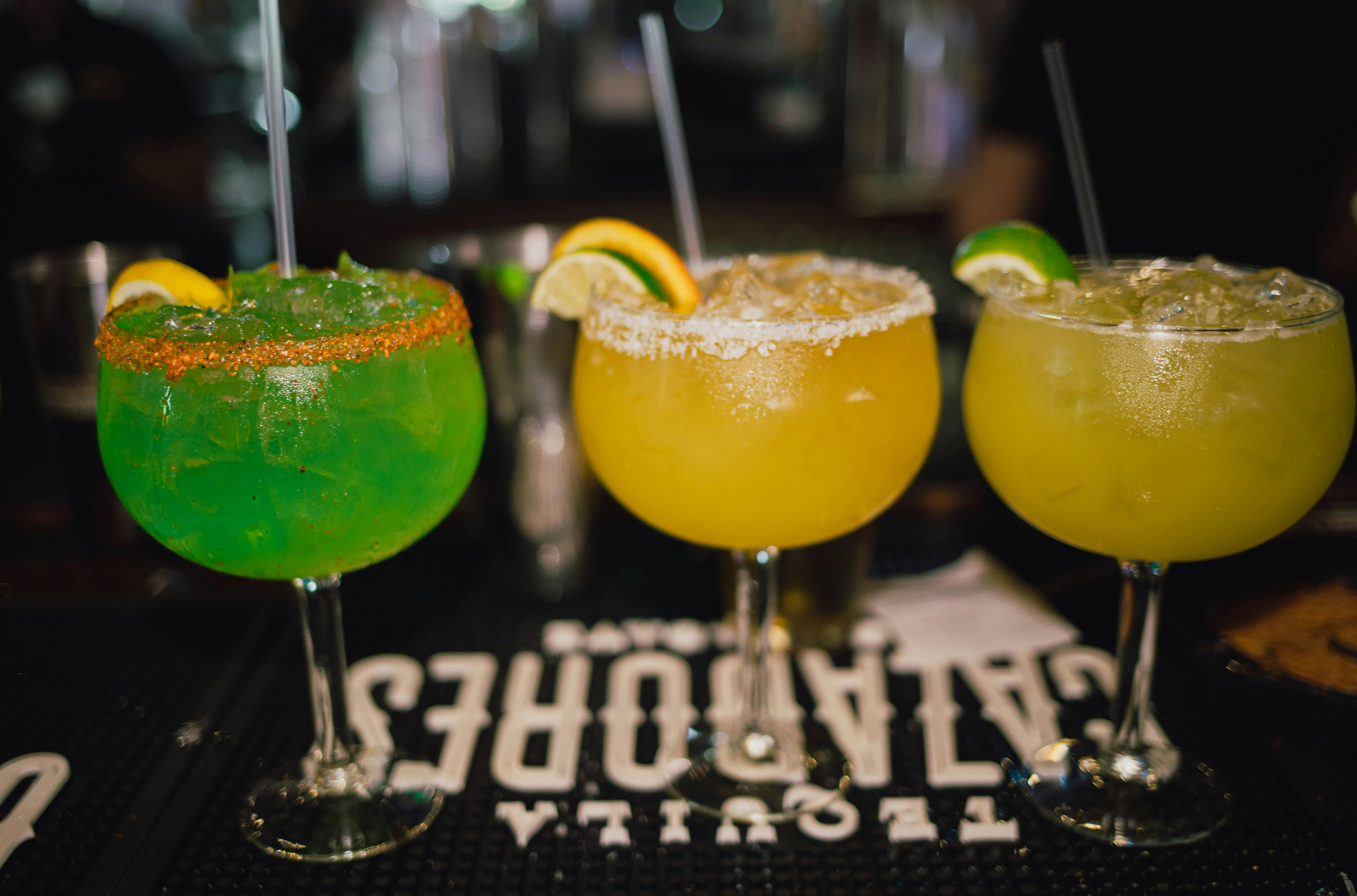 A sports bar is coming to Edina’s 50th and France this summer — Photo by Manuel Gonzalez on Pexels