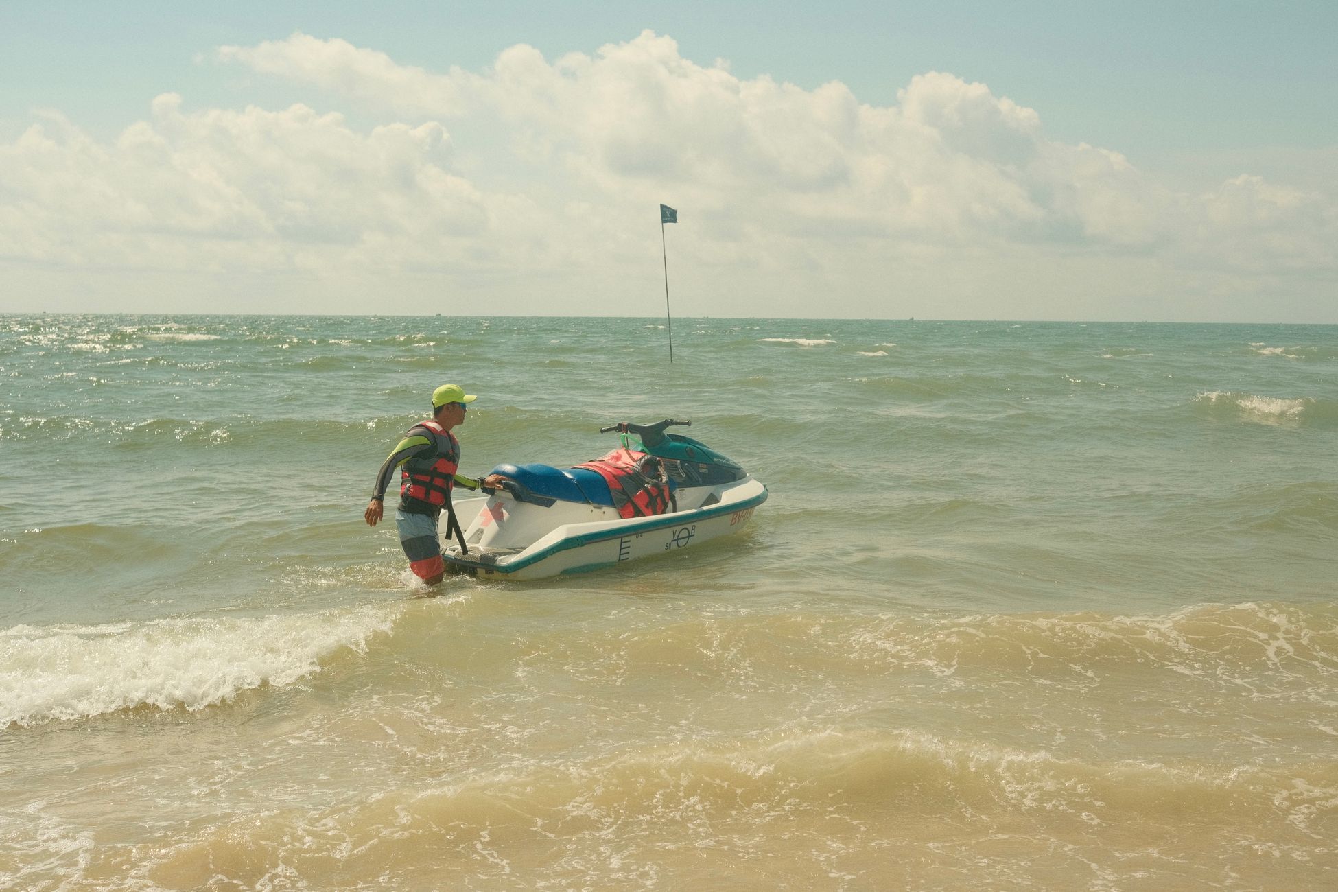 8-Year-Old Riding Jet Ski Alone Gets Pulled Over By Police