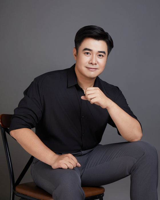 Ảnh minh hoạ một người đang dẫn đội ngũ