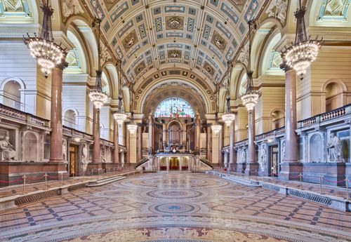 Free A breathtaking view of St George's Hall interior, showcasing its historic architecture and intricate design in Liverpool, England. Stock Photo