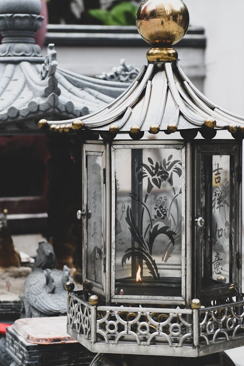 Free stock photo of buddhist temple, fire, lamp