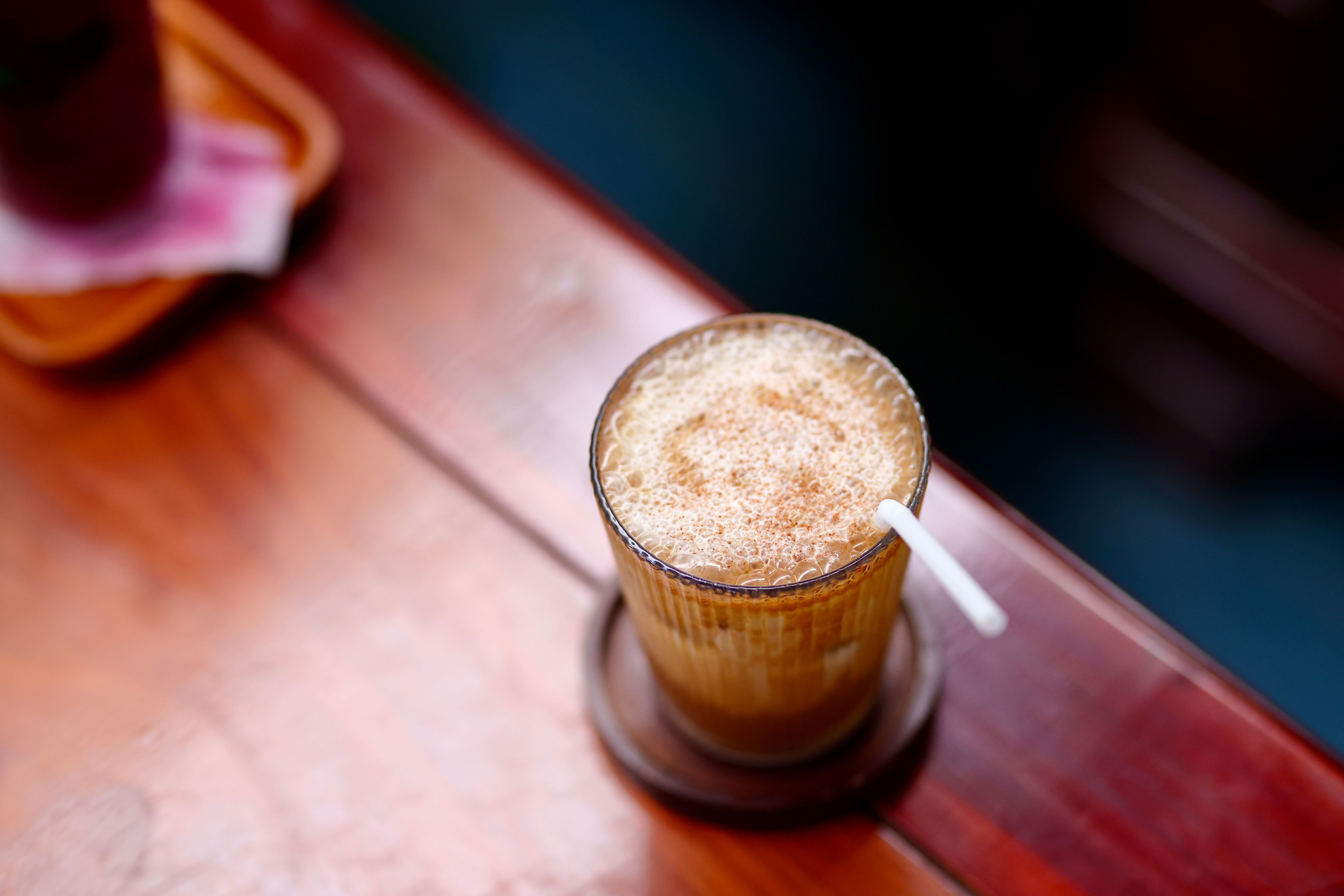Thé au lait épicé (chiya).