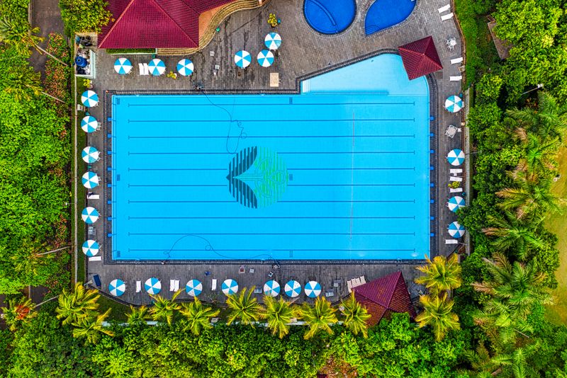 Renovasi Kolam Renang