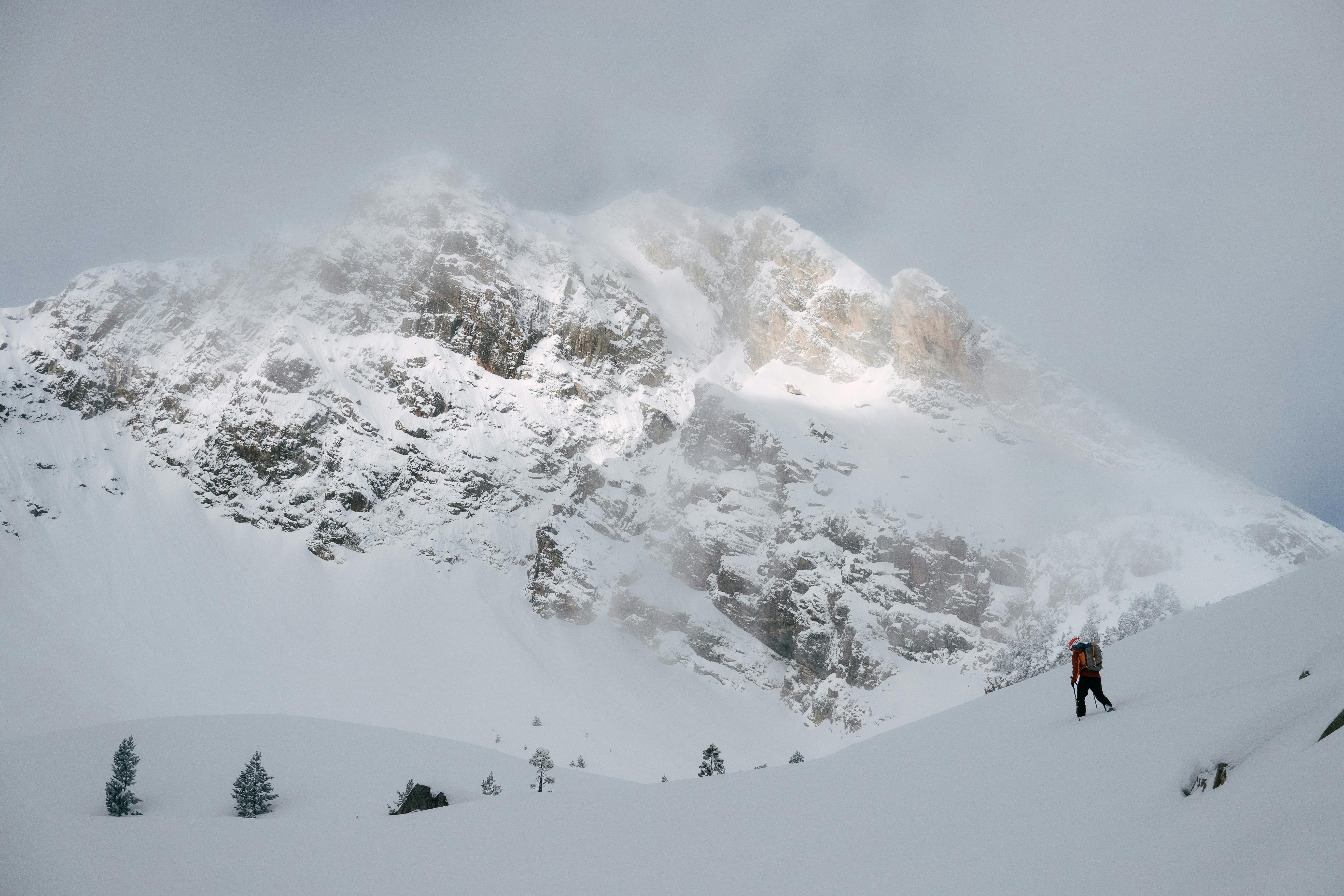gear reviews gear ratings — Photo by Jordi Costa Tomé on Pexels