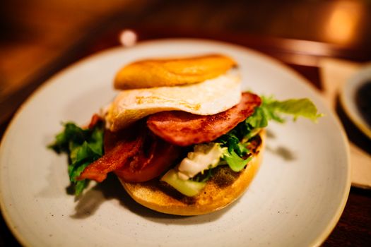 Lettuce Tomato Sandwich On White Bacon