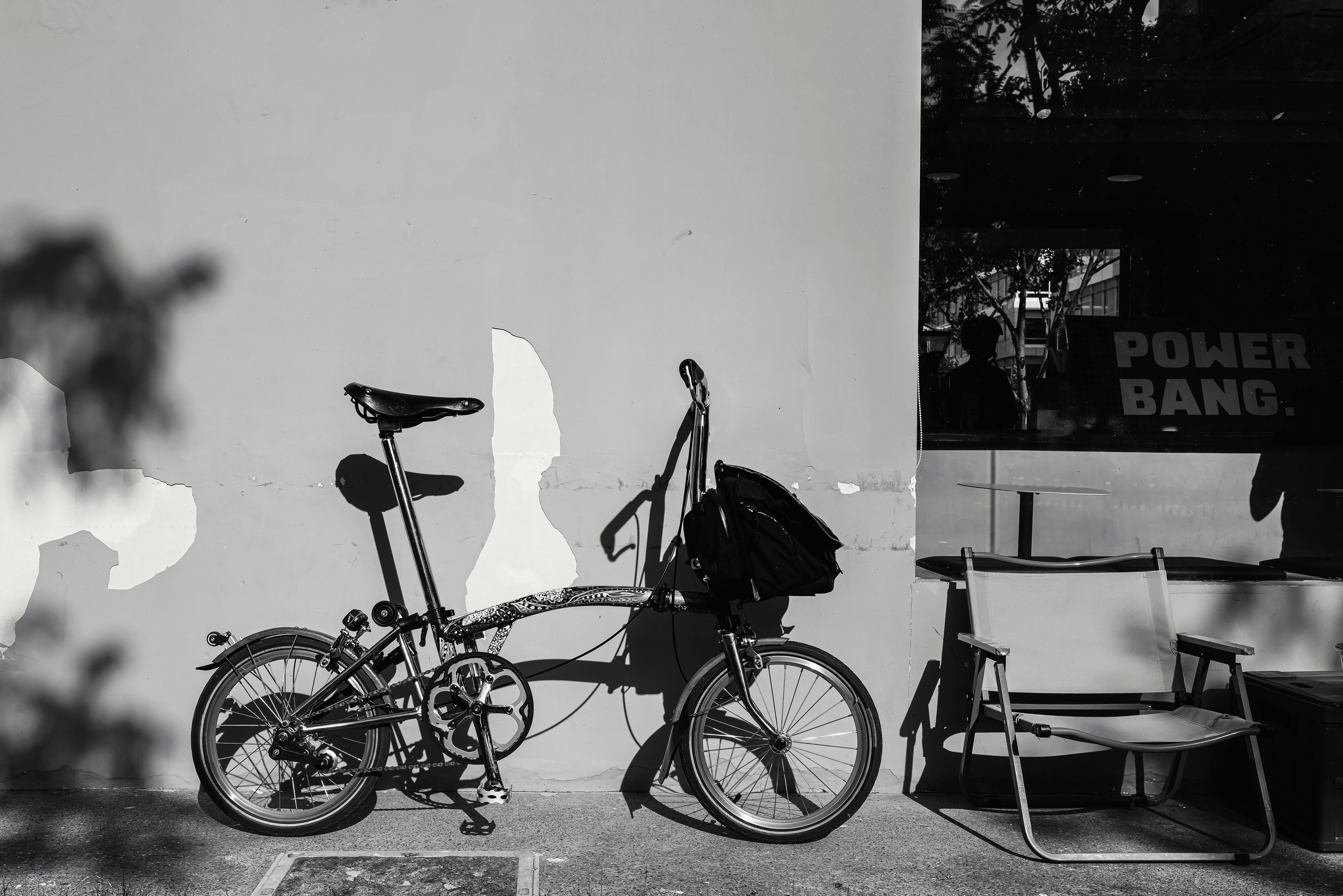 How Folding Ebikes Are Changing Urban Mobility — Photo by Johnny Song on Pexels
