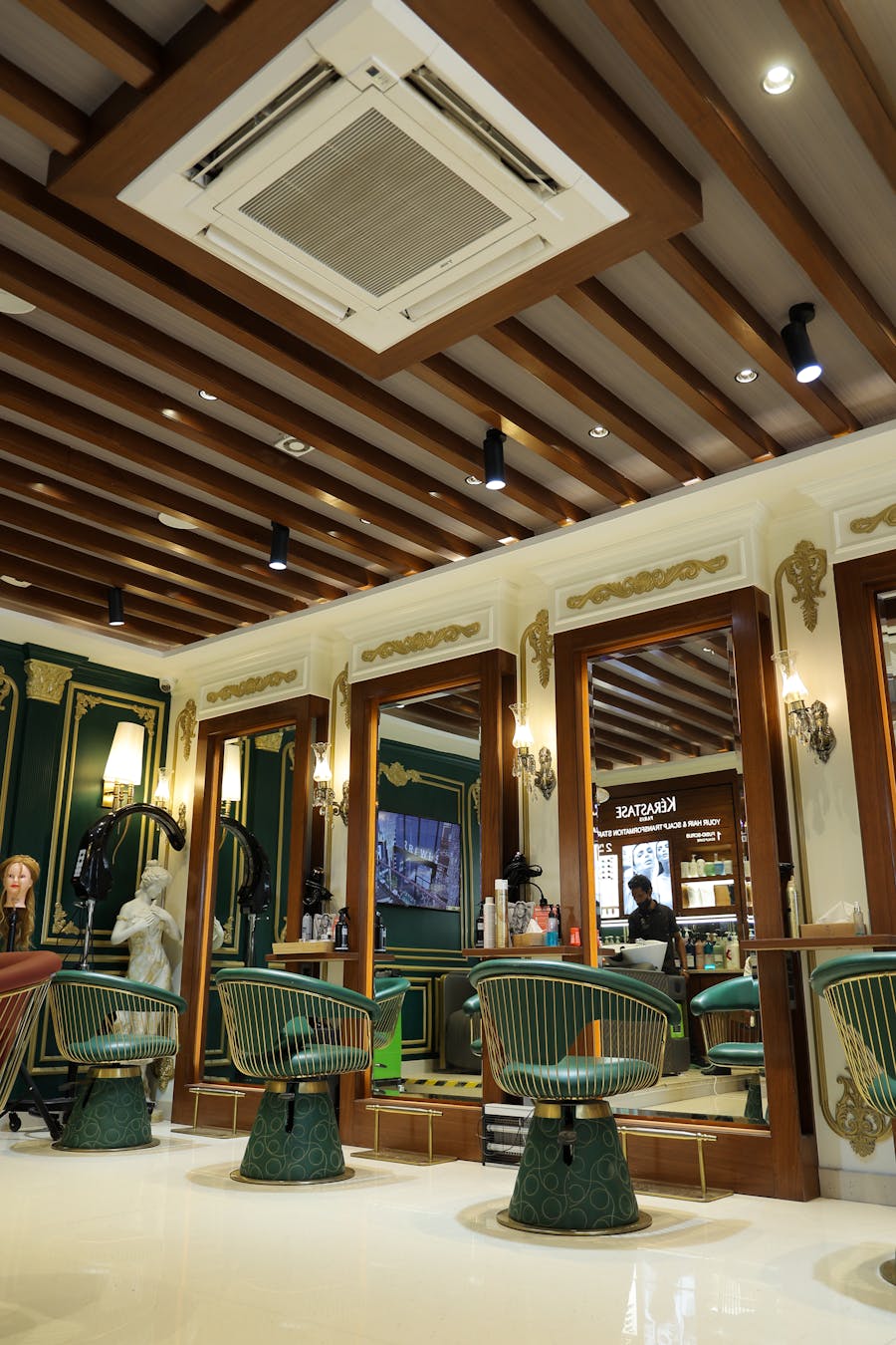 Beyond Hair Braiding studio interior