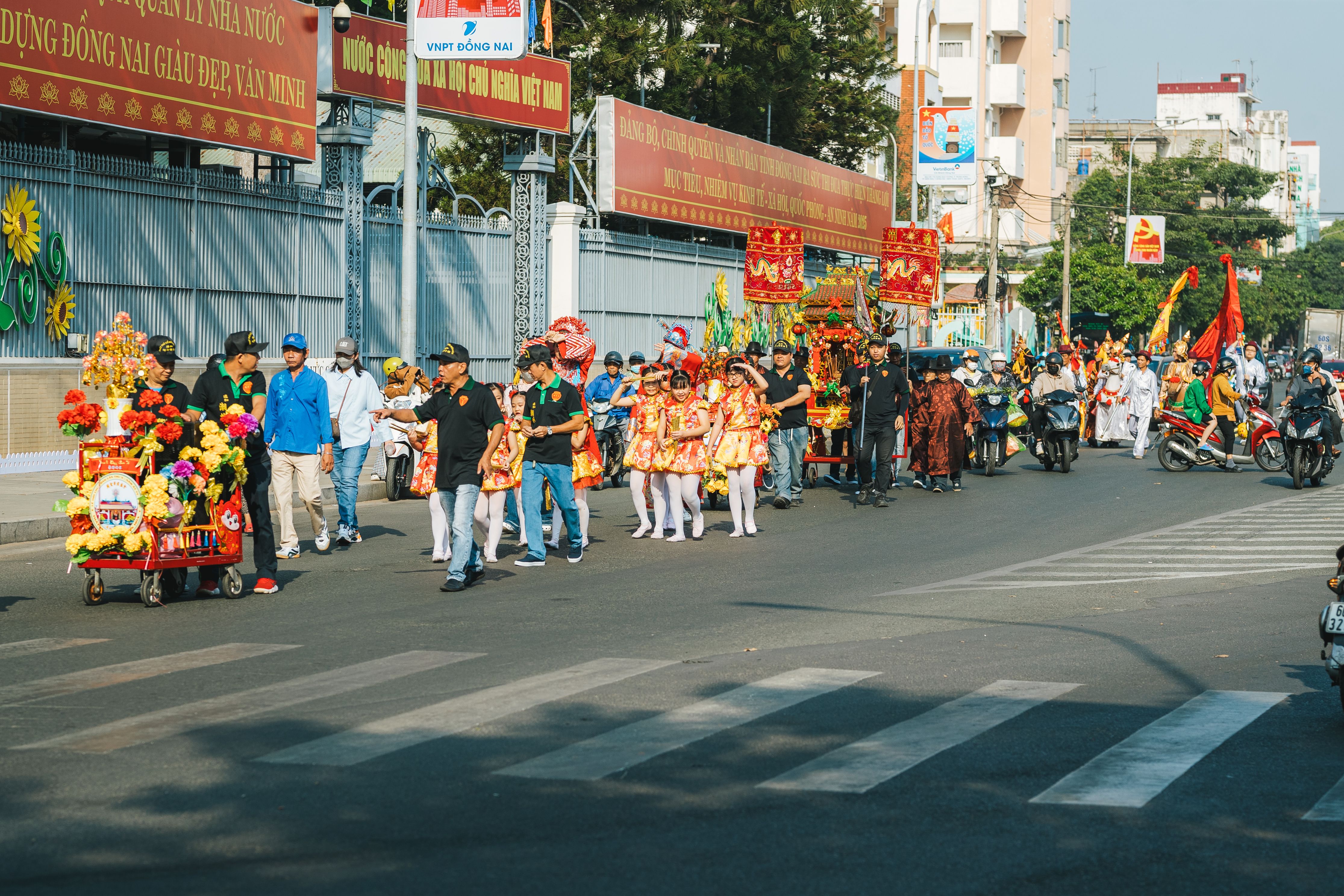 Colorful Street Parade with Traditional Costumes · Free Stock Photo