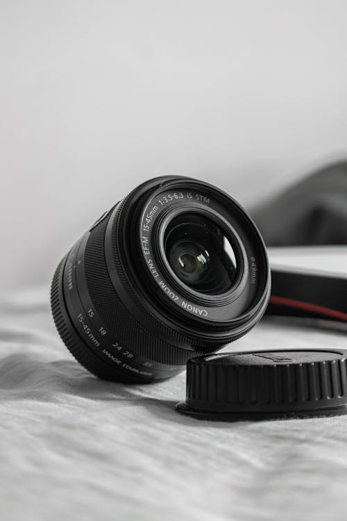 Free Black Telephoto Lens Stock Photo