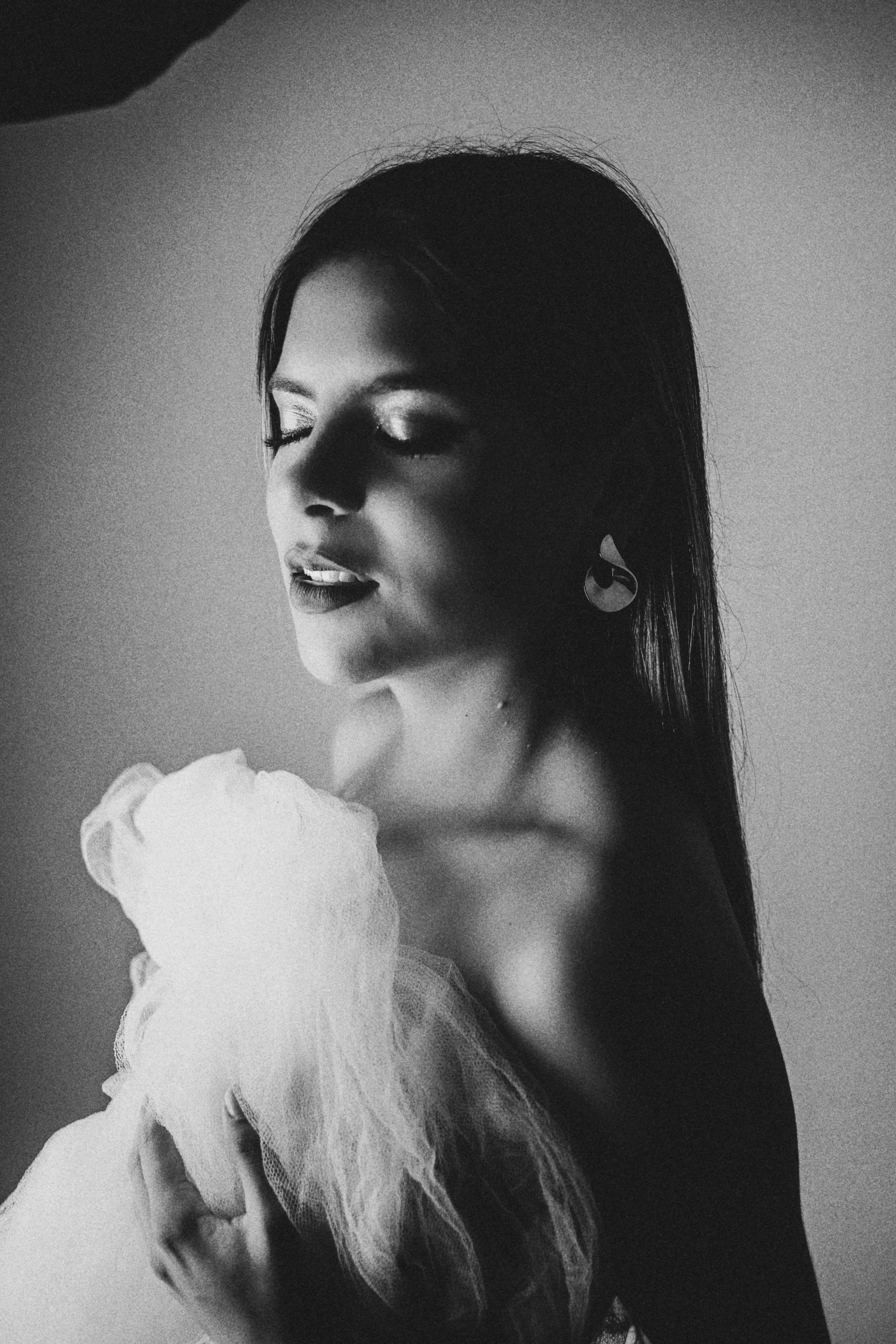 Elegant Black and White Portrait of a Woman · Free Stock Photo