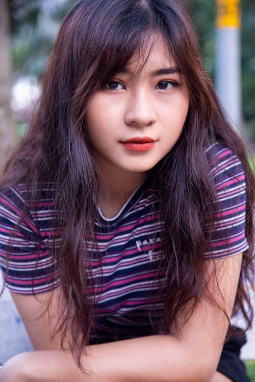 Безкоштовне стокове фото на тему «азіатська дівчина, азіатська людина, вираз обличчя»