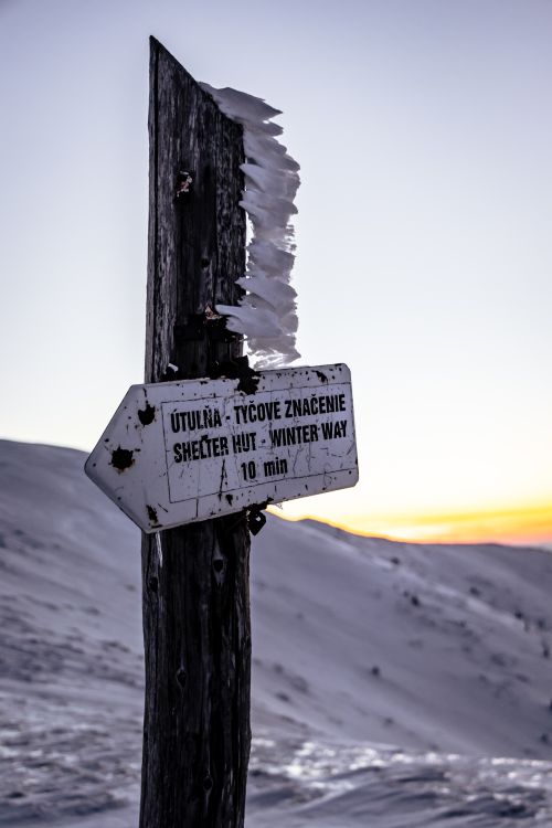 Mount Twynam Sign Winter Pathway Sign in Snowy Mountains at Sunset · Free Stock Photo