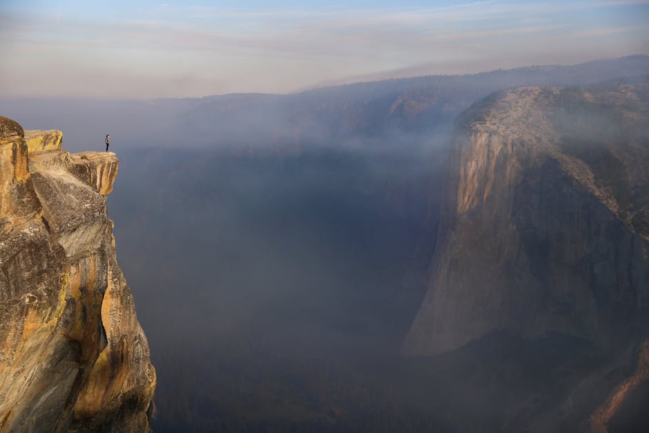 Bus Tickets & Public Transport Options Near Yosemite National Park - Featured Image