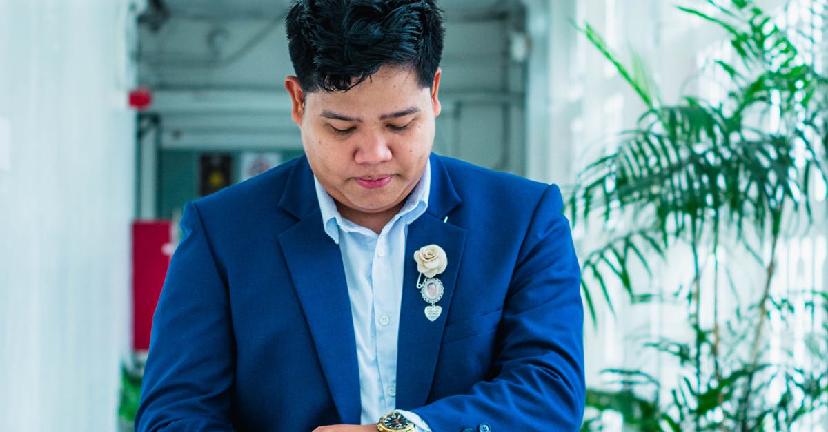 放棄科技業,他如何打破考試魔咒捧起國營鐵飯碗?