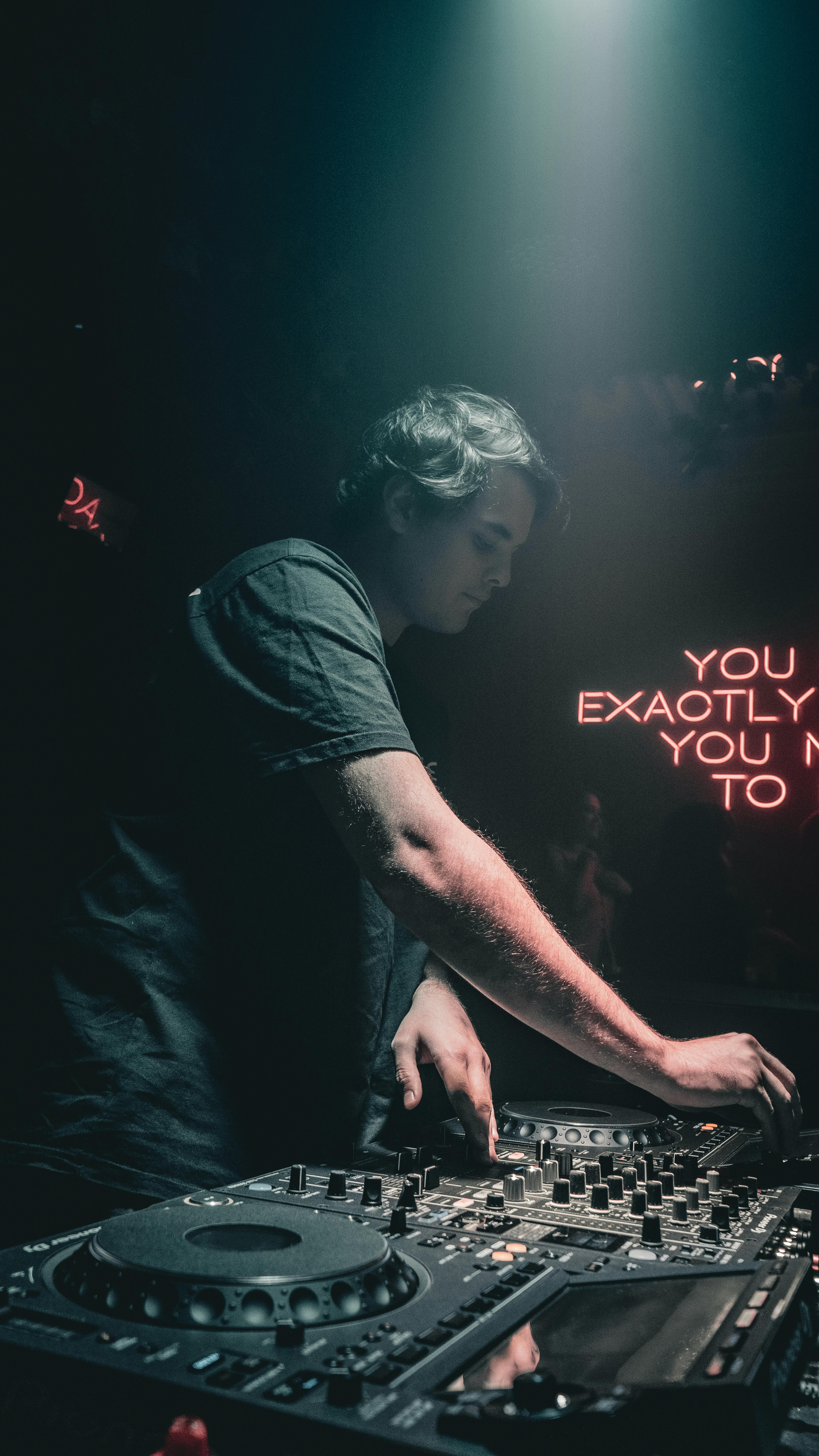 How To Be A DJ