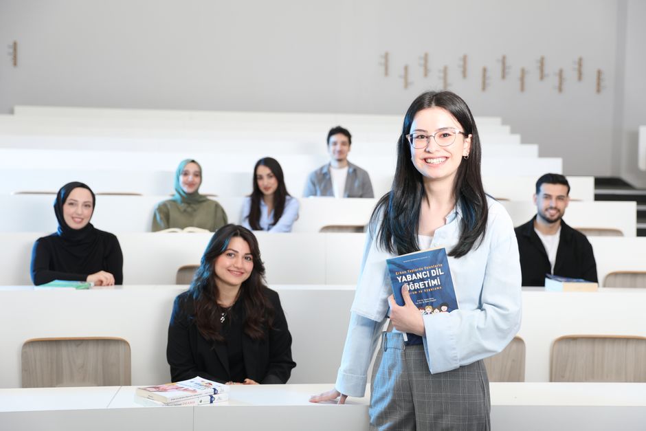 Dil öğrenen bir grup öğrenci