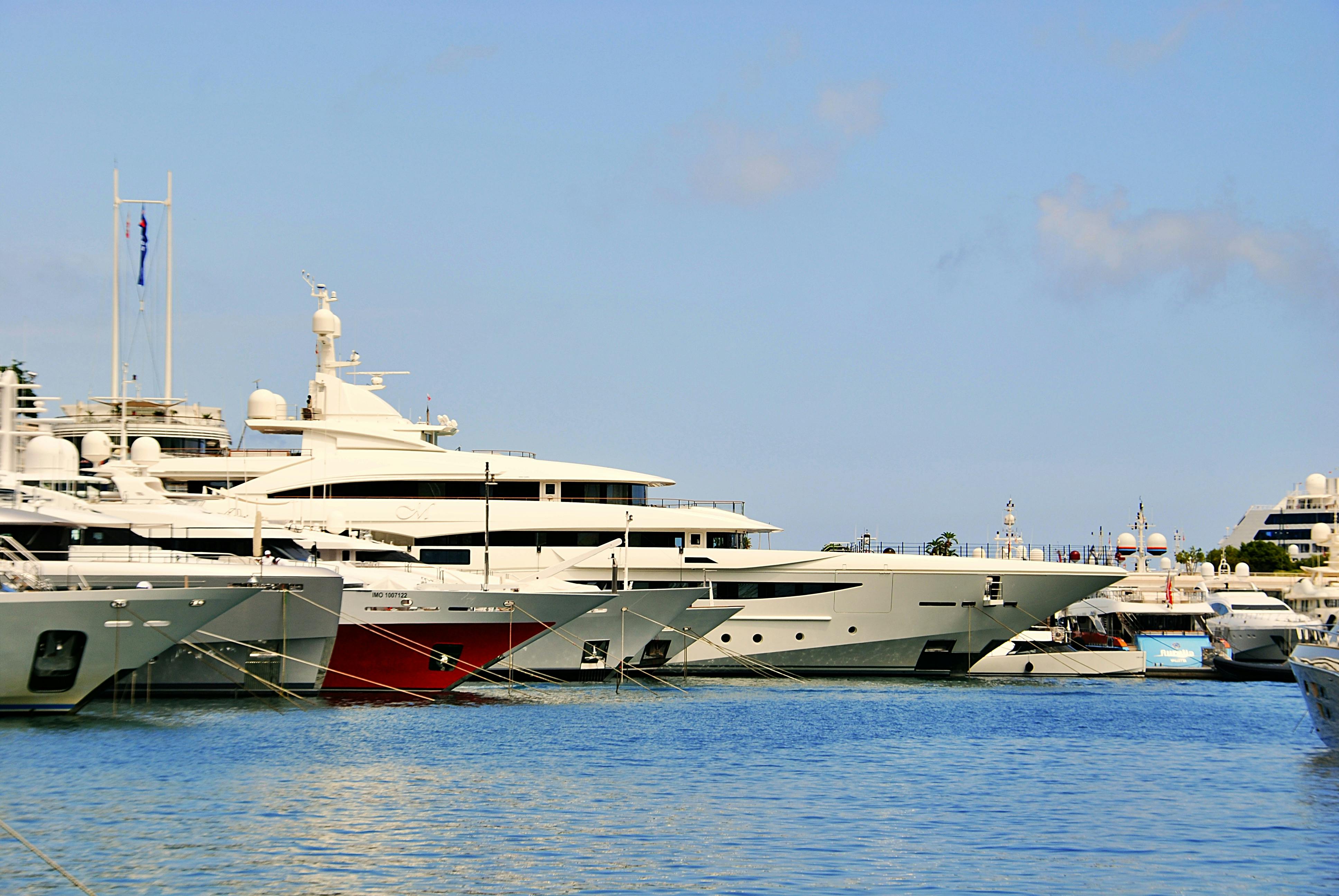 Yachts that broke the rules