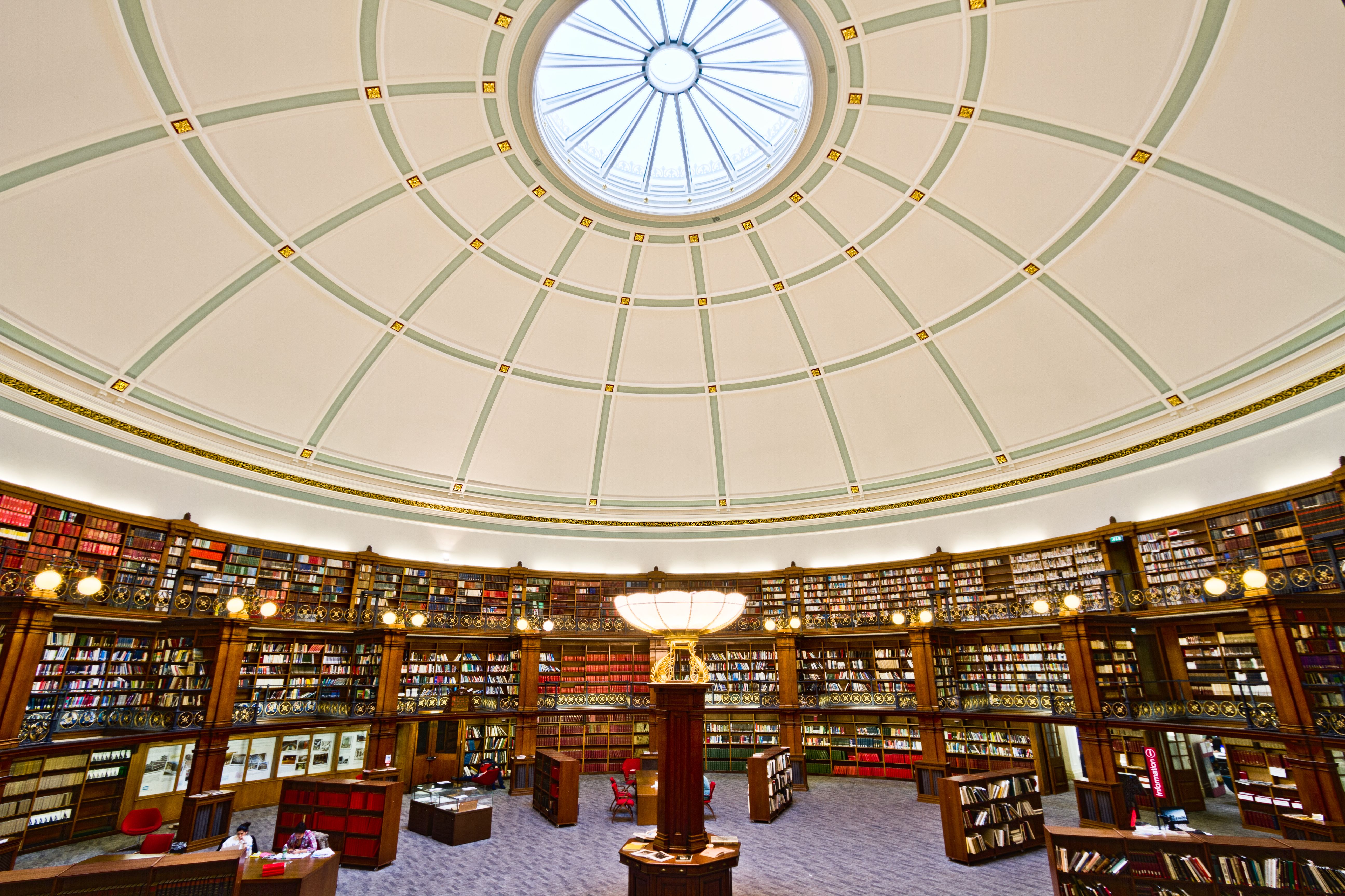 Elegant Dome of Liverpool Central Library · Free Stock Photo