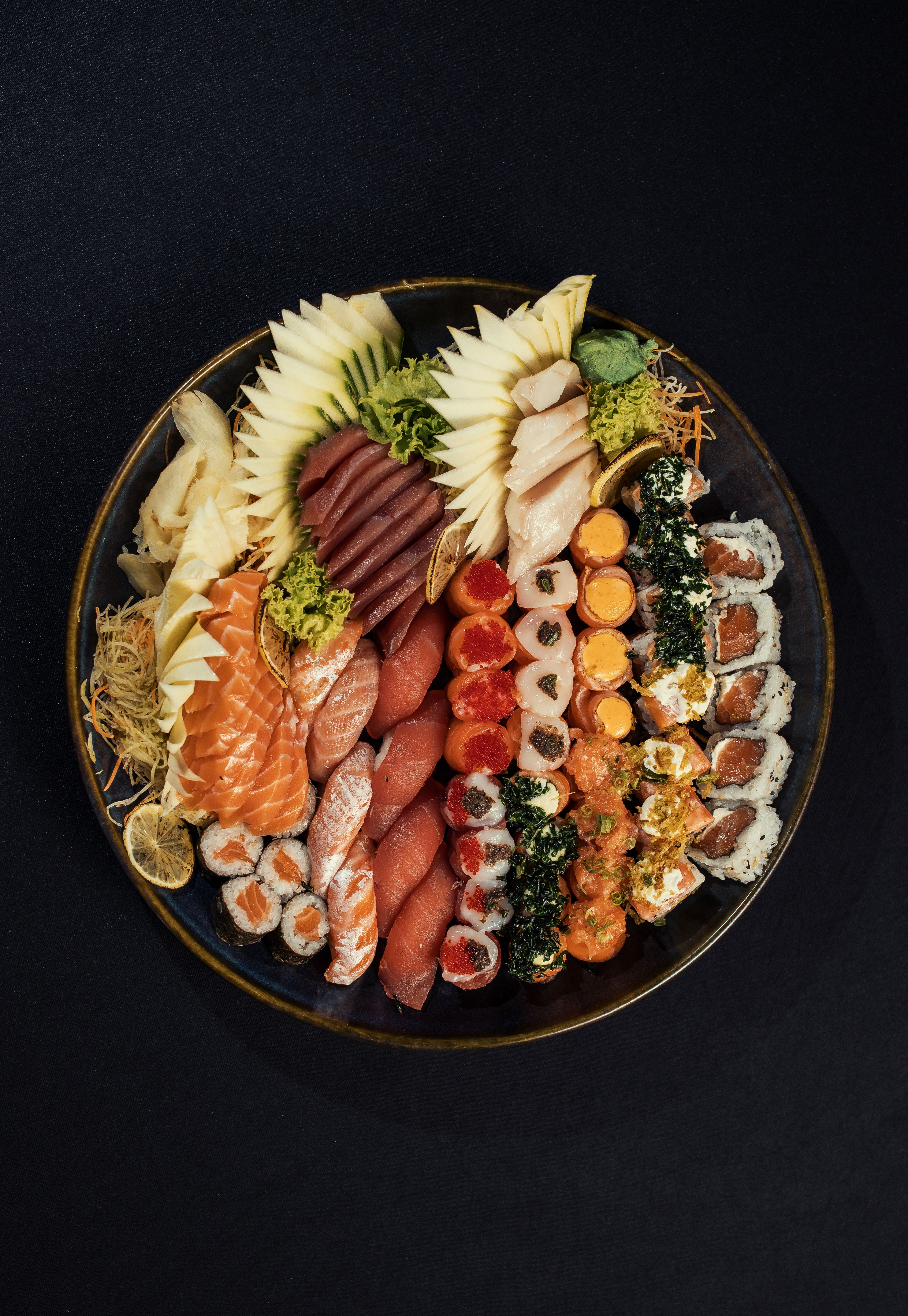 Sushi platter