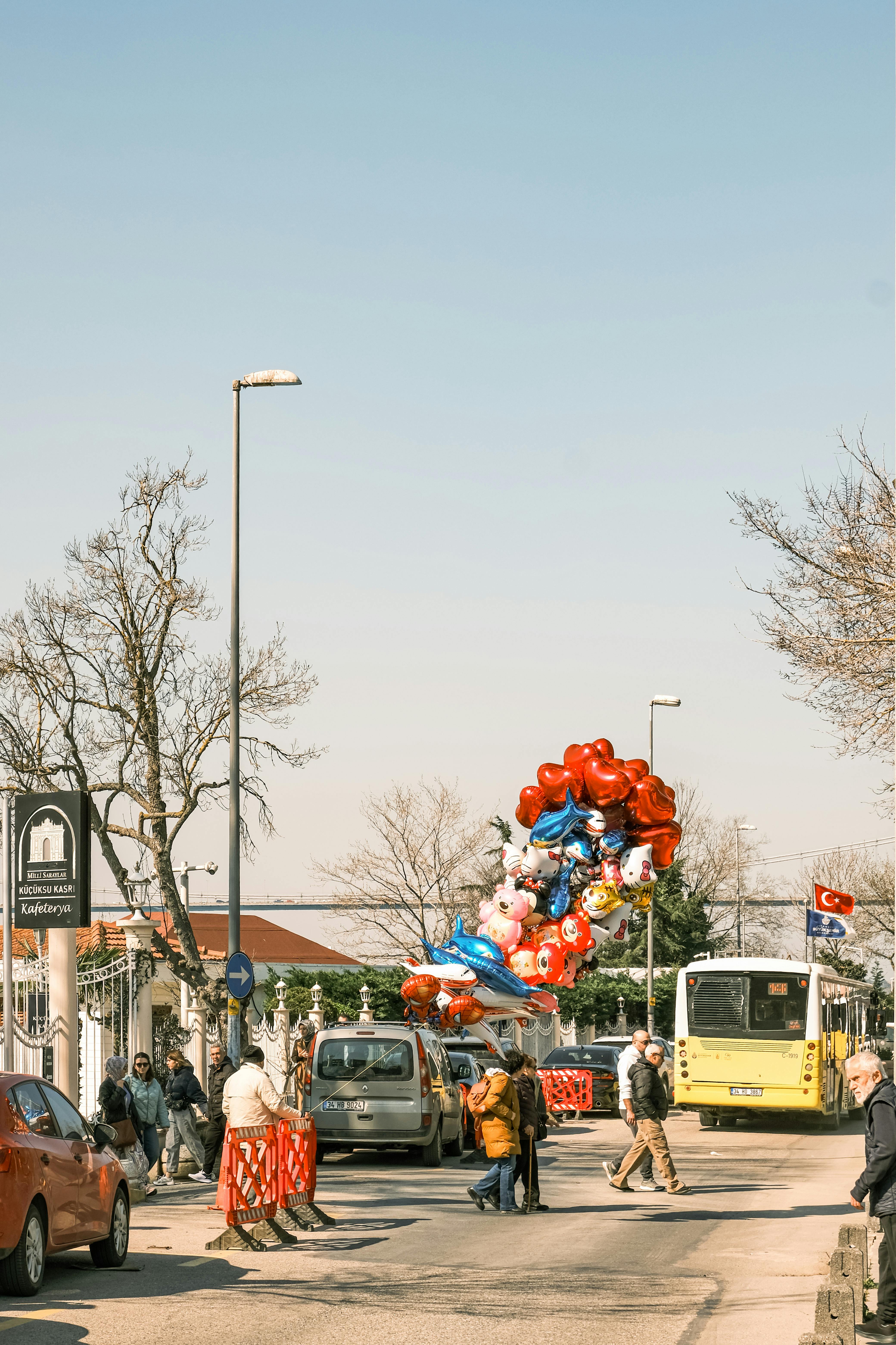 Hidden Local Spots and Fun Activities with Charter Buses