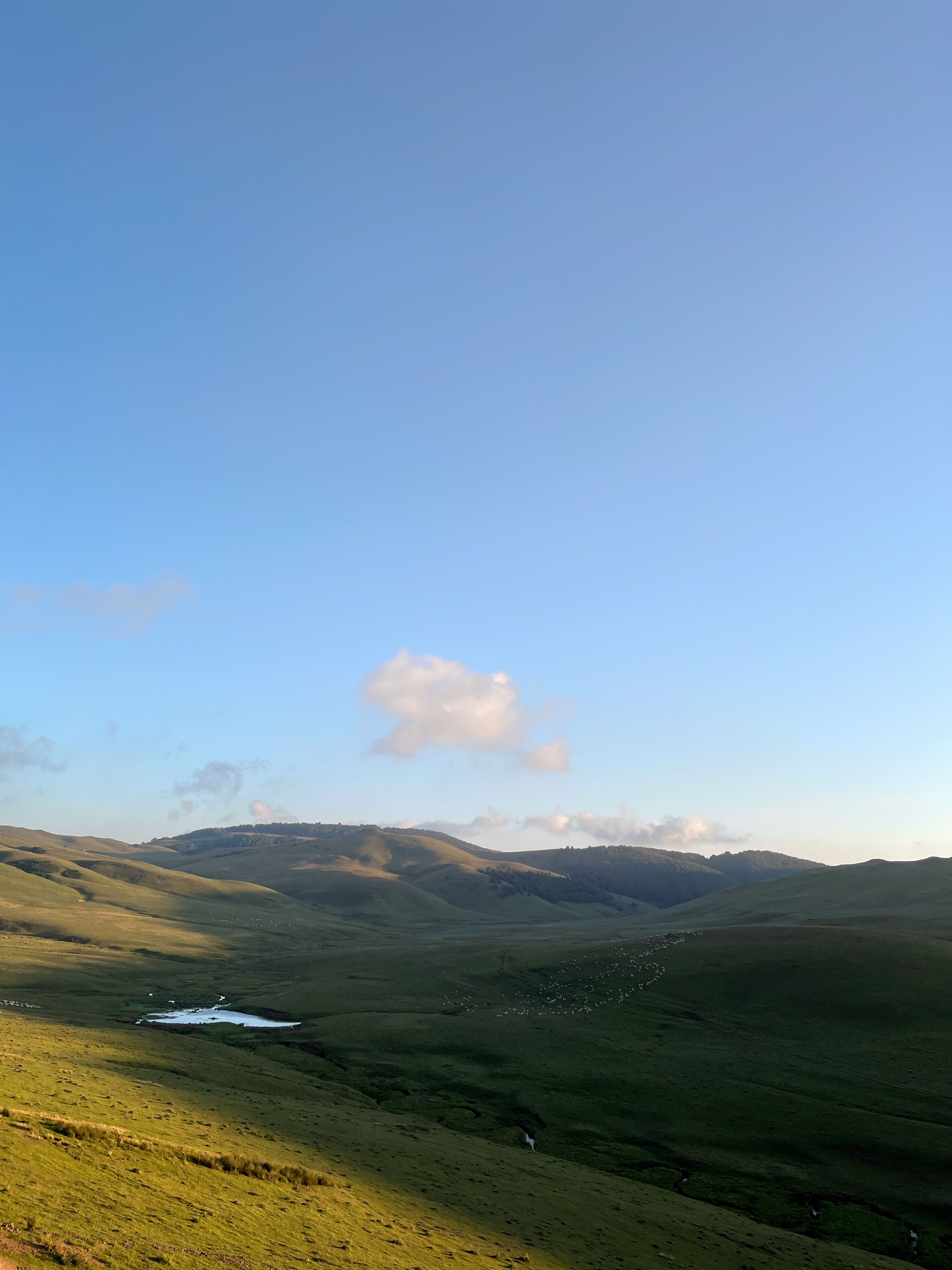 Scenic Mountain Landscape with Clear Blue Sky · Free Stock Photo