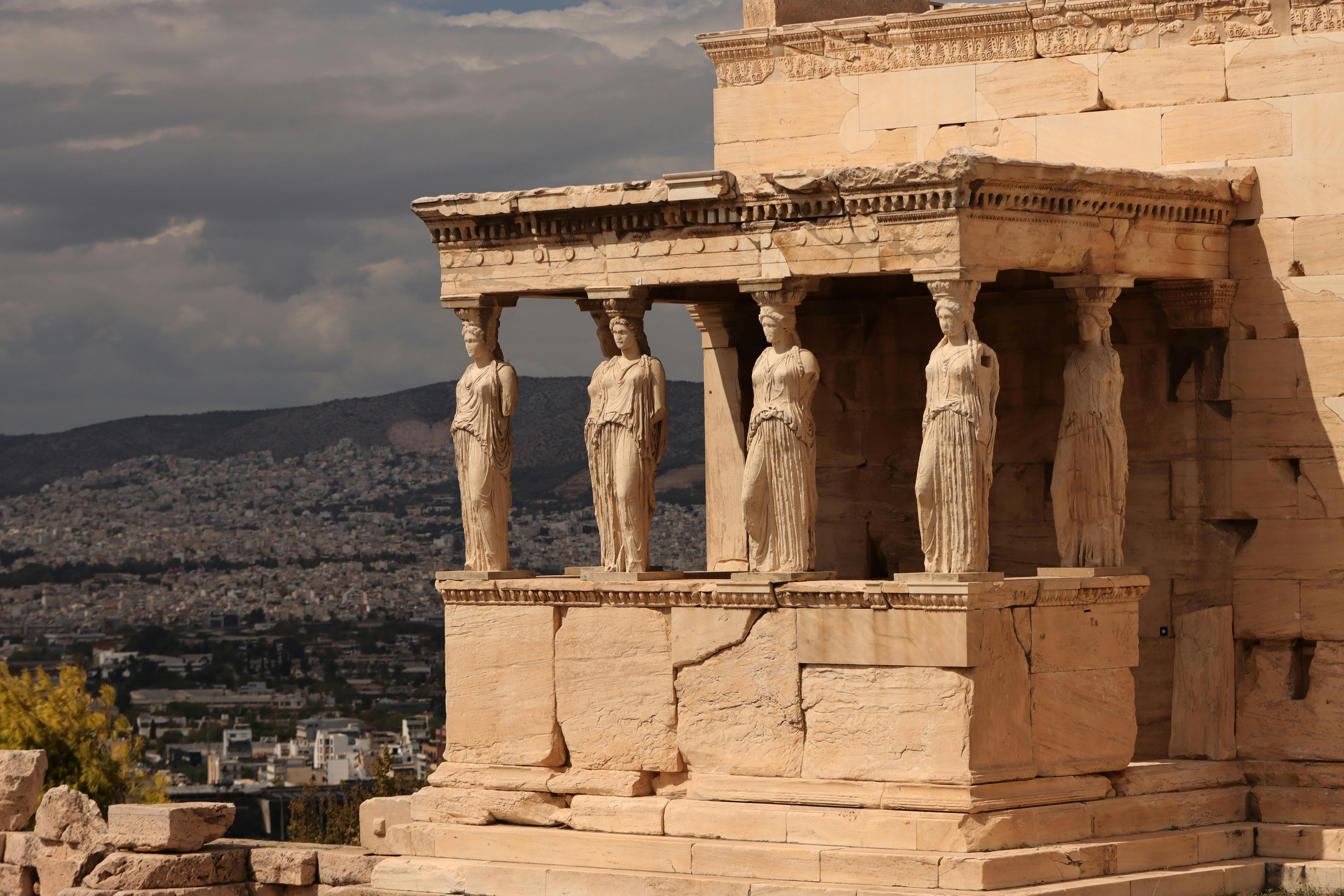 Imagen profesional de 'cómo ser feliz hábitos diarios transforman estudio universidad quienes minutos menos felicidad 2024 tres cada día tus emocional algo hábitos diarios' por Efrem  Efre