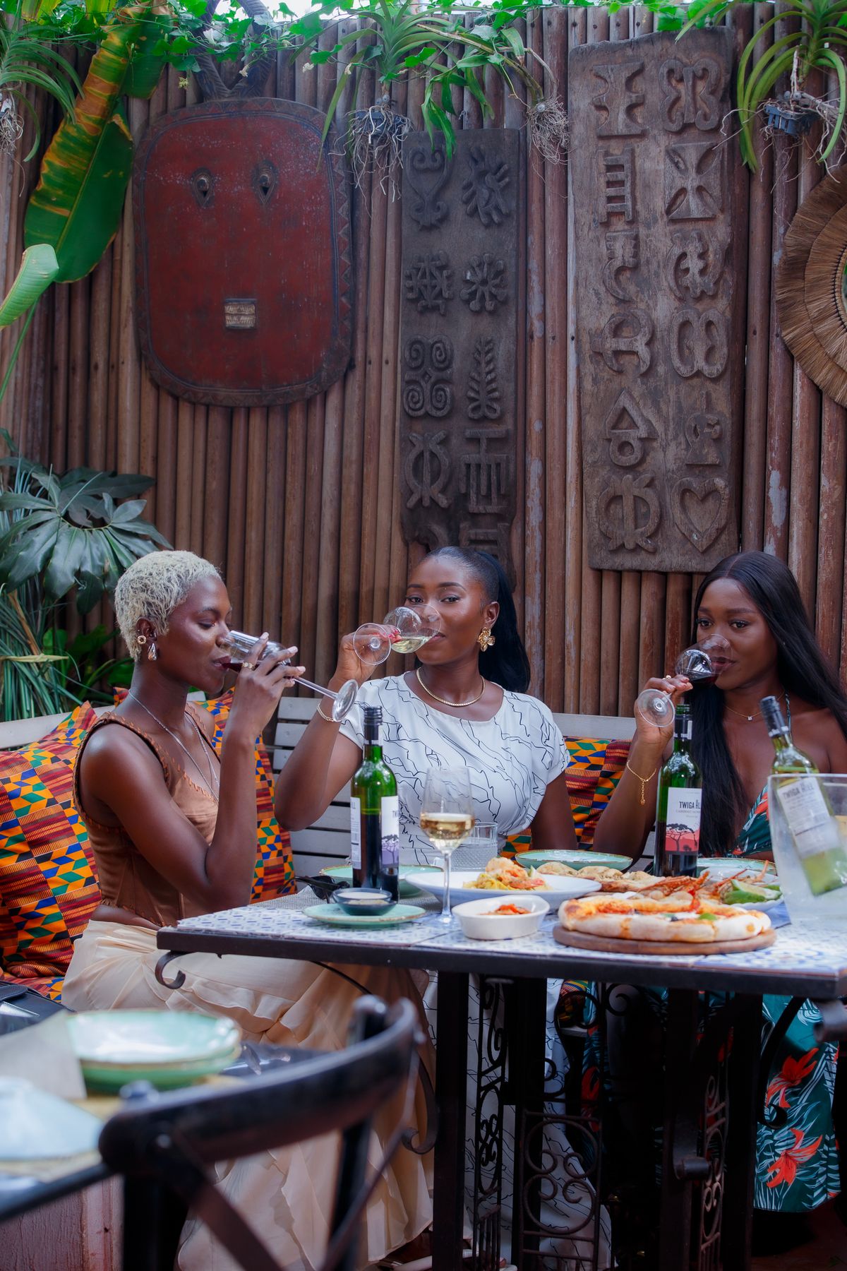 Thumbnail for Restaurants en famille à Dakar : le guide