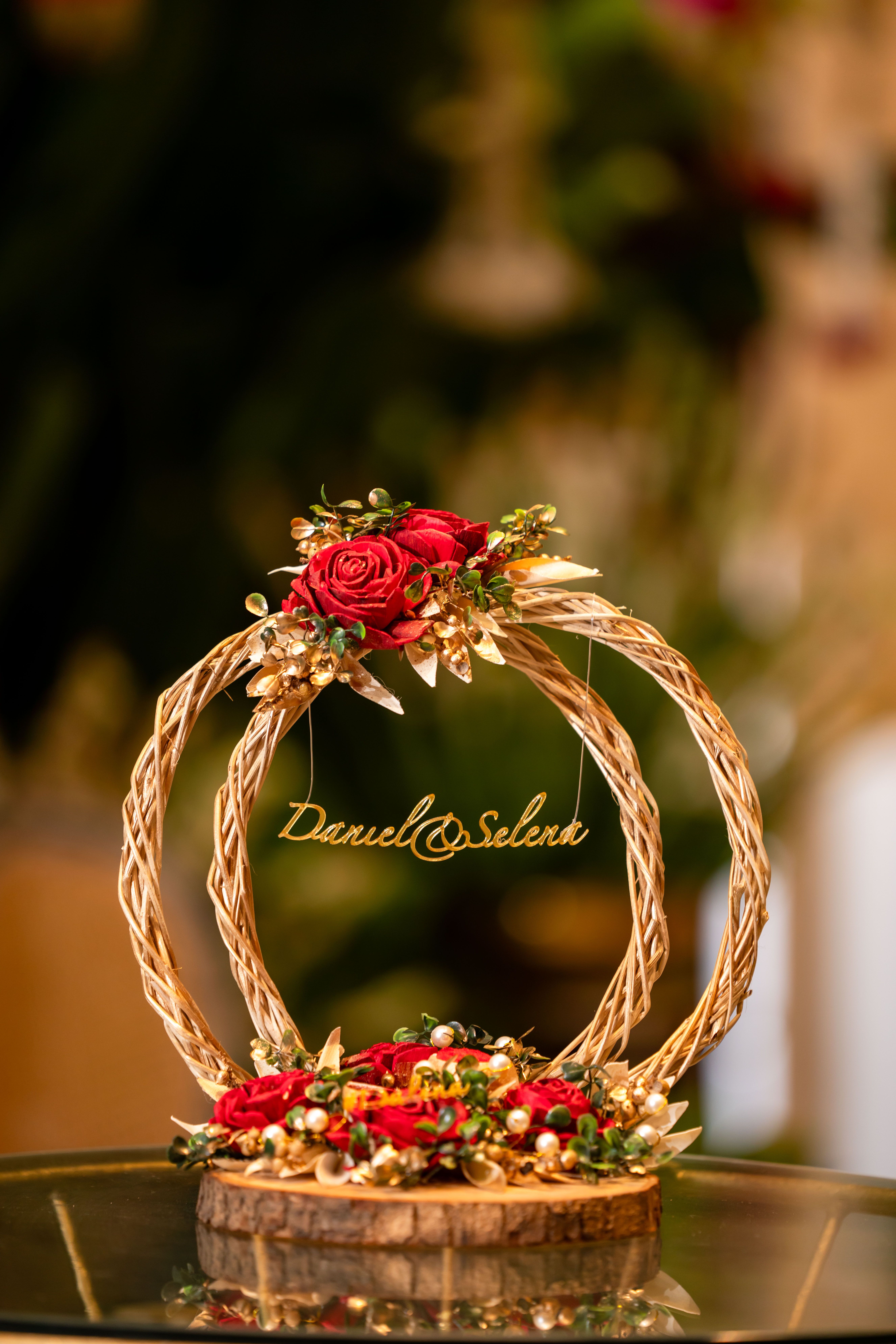 Elegant Floral Wedding Decor with Red Roses · Free Stock Photo