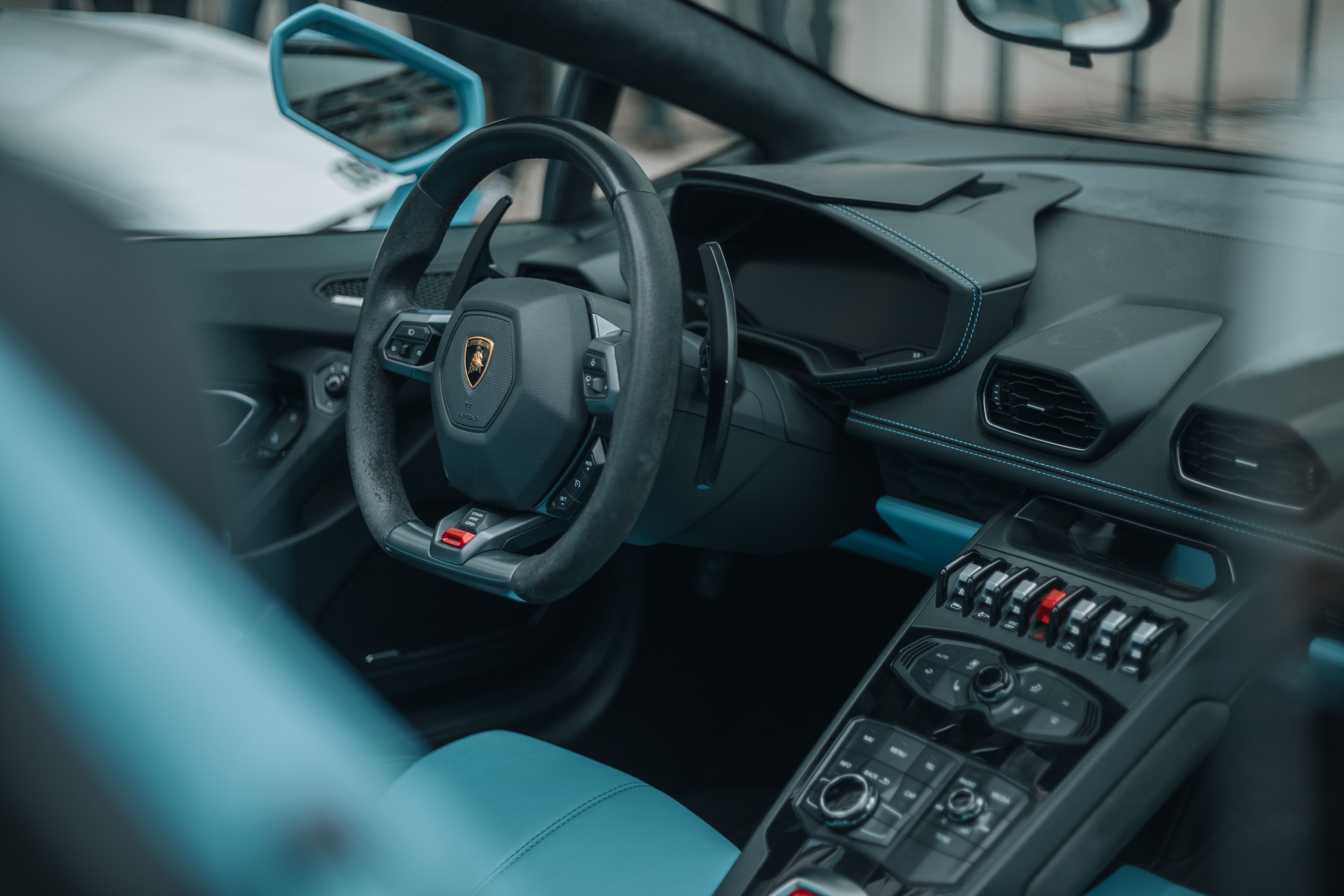 Is a Sightseeing Chauffeur Right for Your Journey?