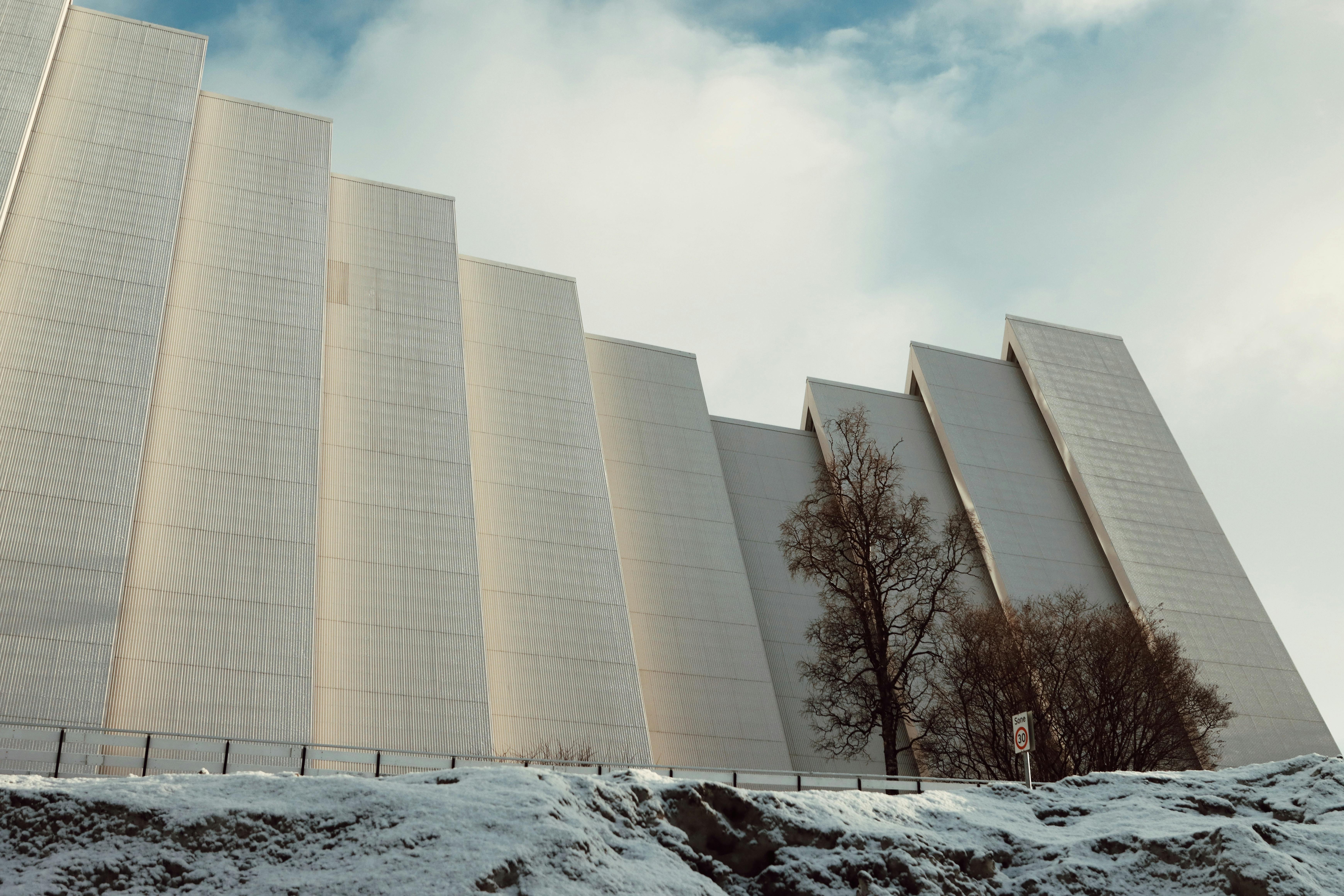 Imagen profesional de 'revolución energía renovable viene 2025 2025 solar renovables según energía almacenamiento energético redes año transición energética global políticas renovable mundial' por Efrem  Efre