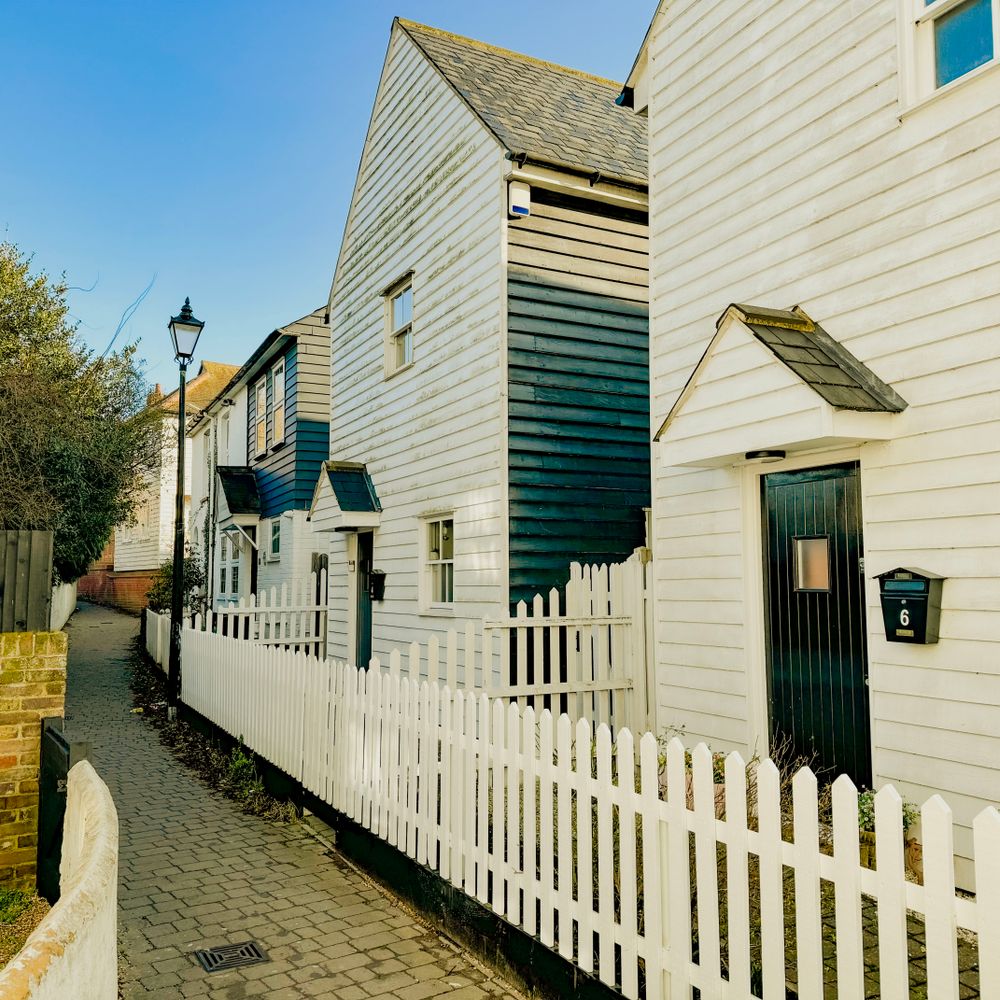 Fence and Decking Painting in North Kensington — quality trade paint going on in two coats