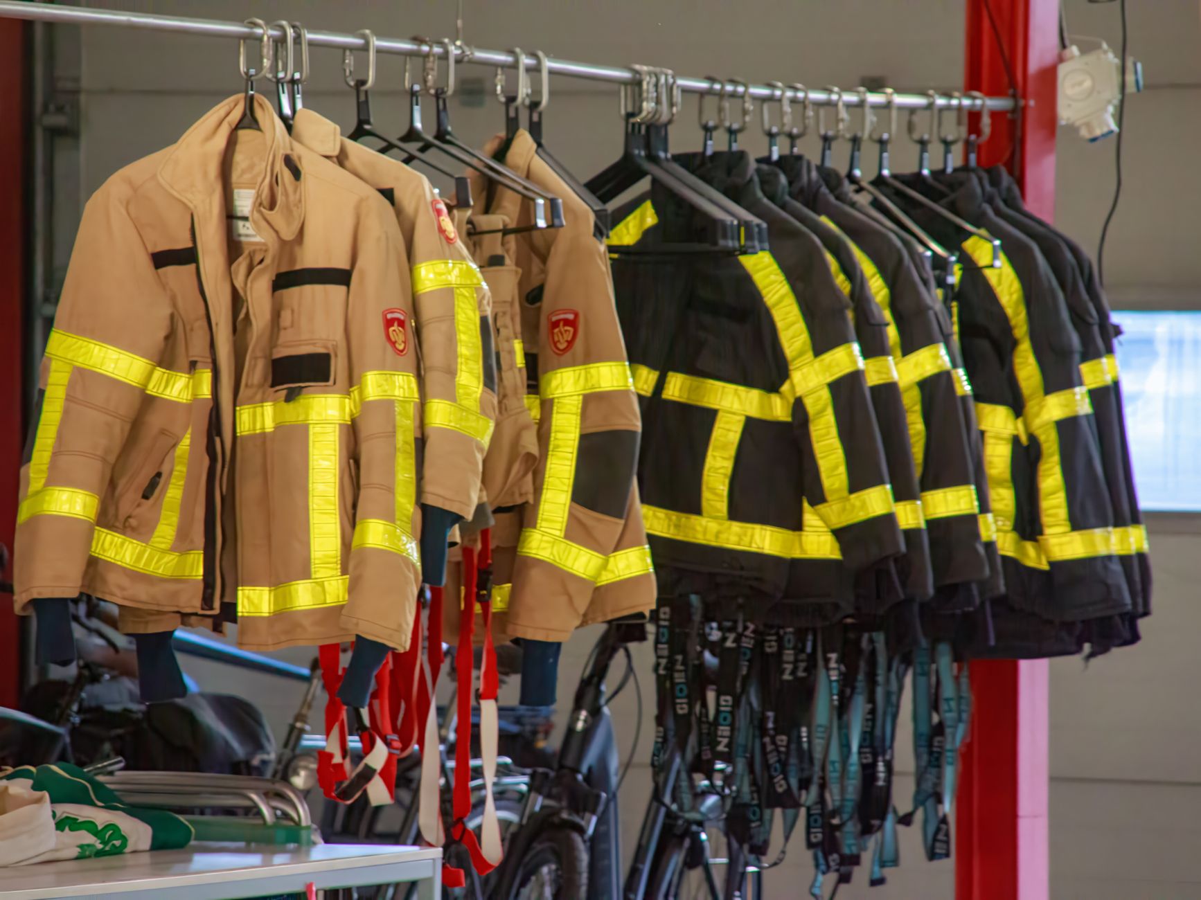 Incendies en Gironde : les pompiers jugent leurs protections anti-fumée insuffisantes