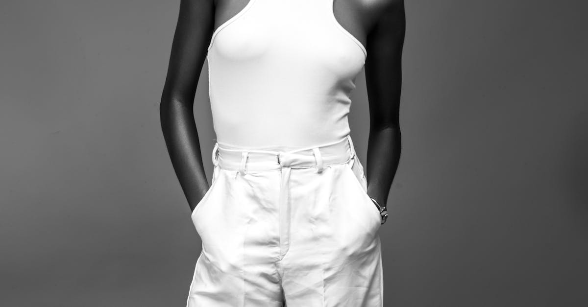 SuperWire:冰冷優雅中洒落的溫暖光線