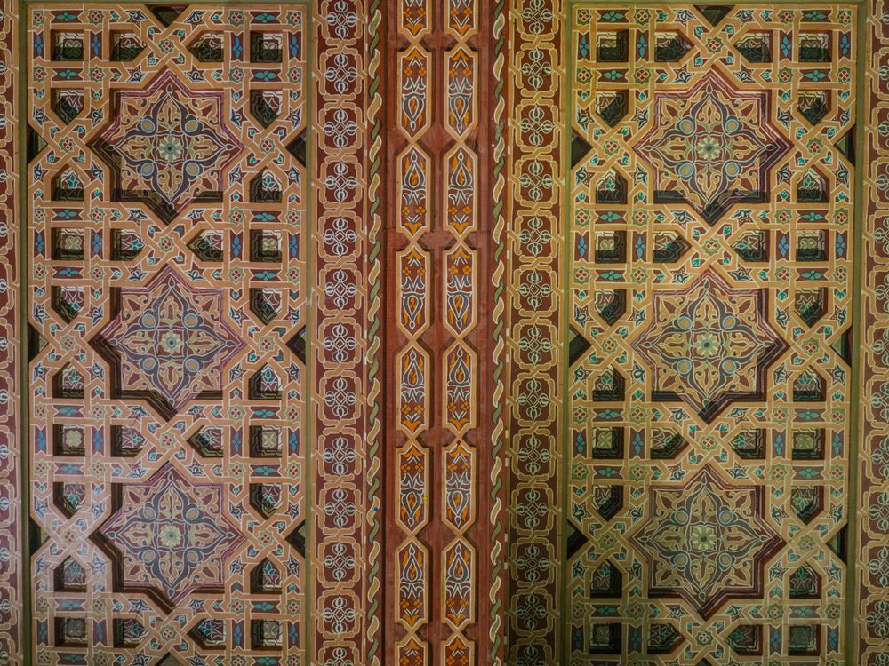Moorish Pattern Intricate Geometric Moorish Wall Pattern · Free Stock Photo