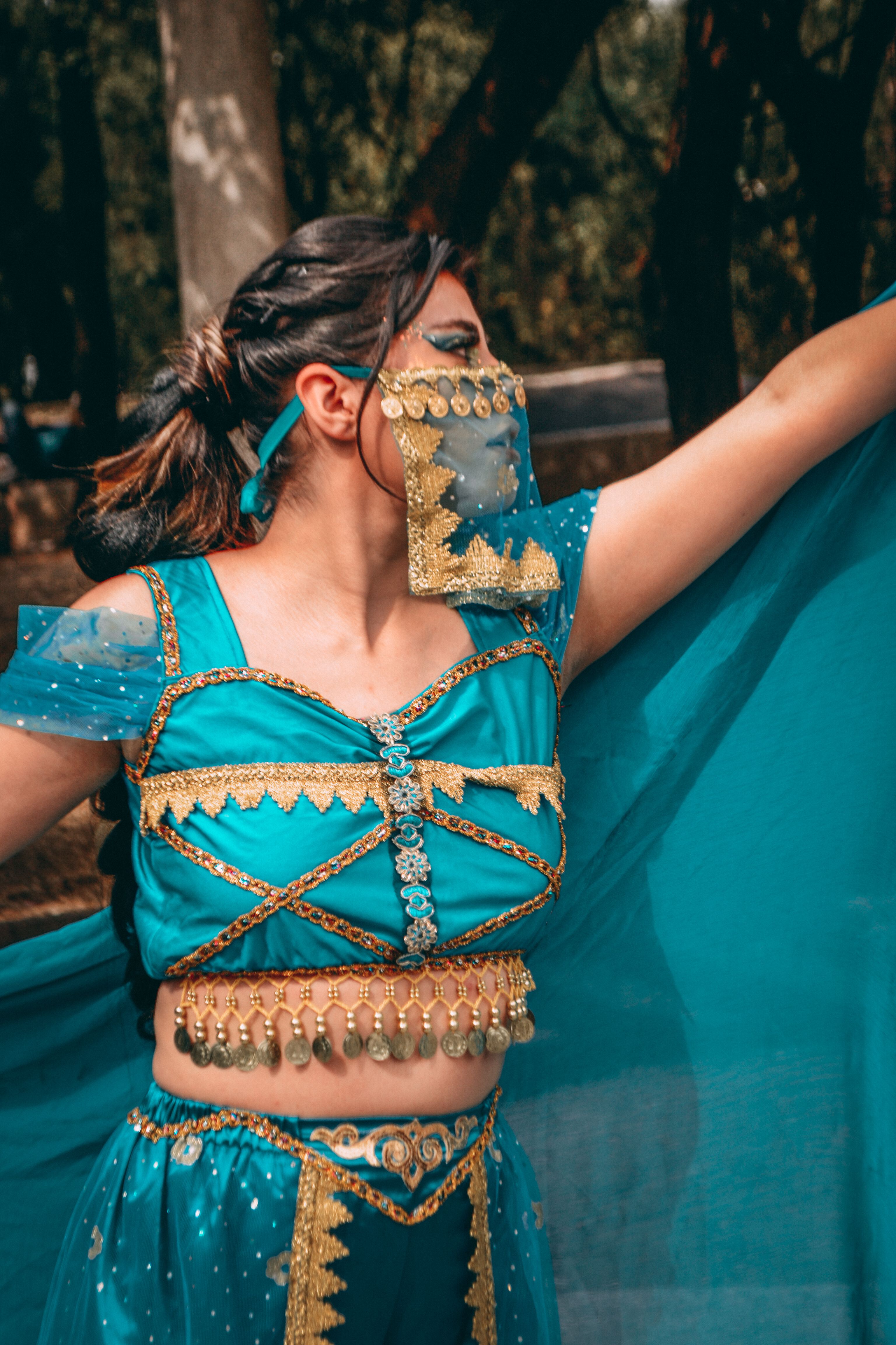 Enchanting Fantasy Cosplay in Teal Costume · Free Stock Photo