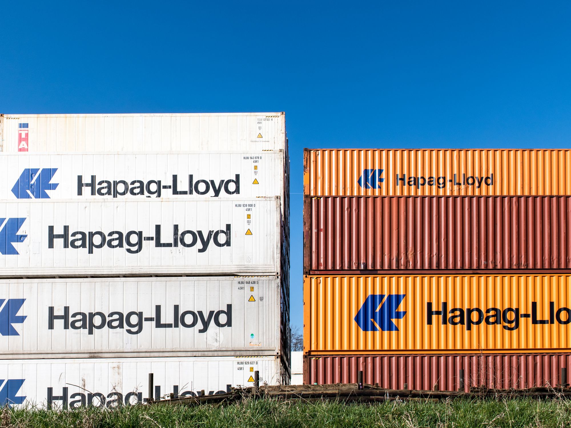 Packing & Materials in Melbourne, East Midlands — professional packers wrapping and boxing belongings