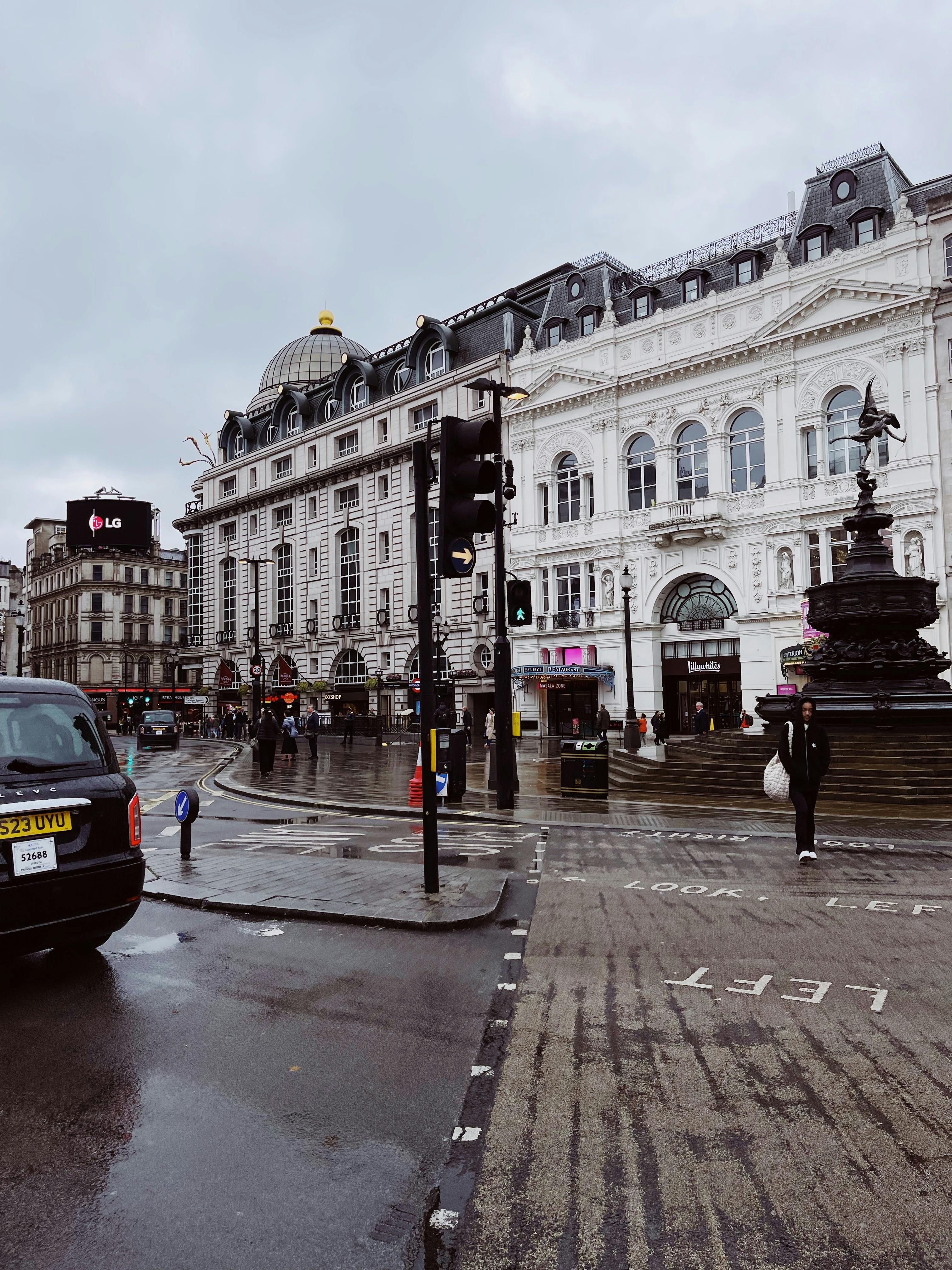 How The Westminster London Curio Collection By Hilton Offers an Unforgettable London Experience